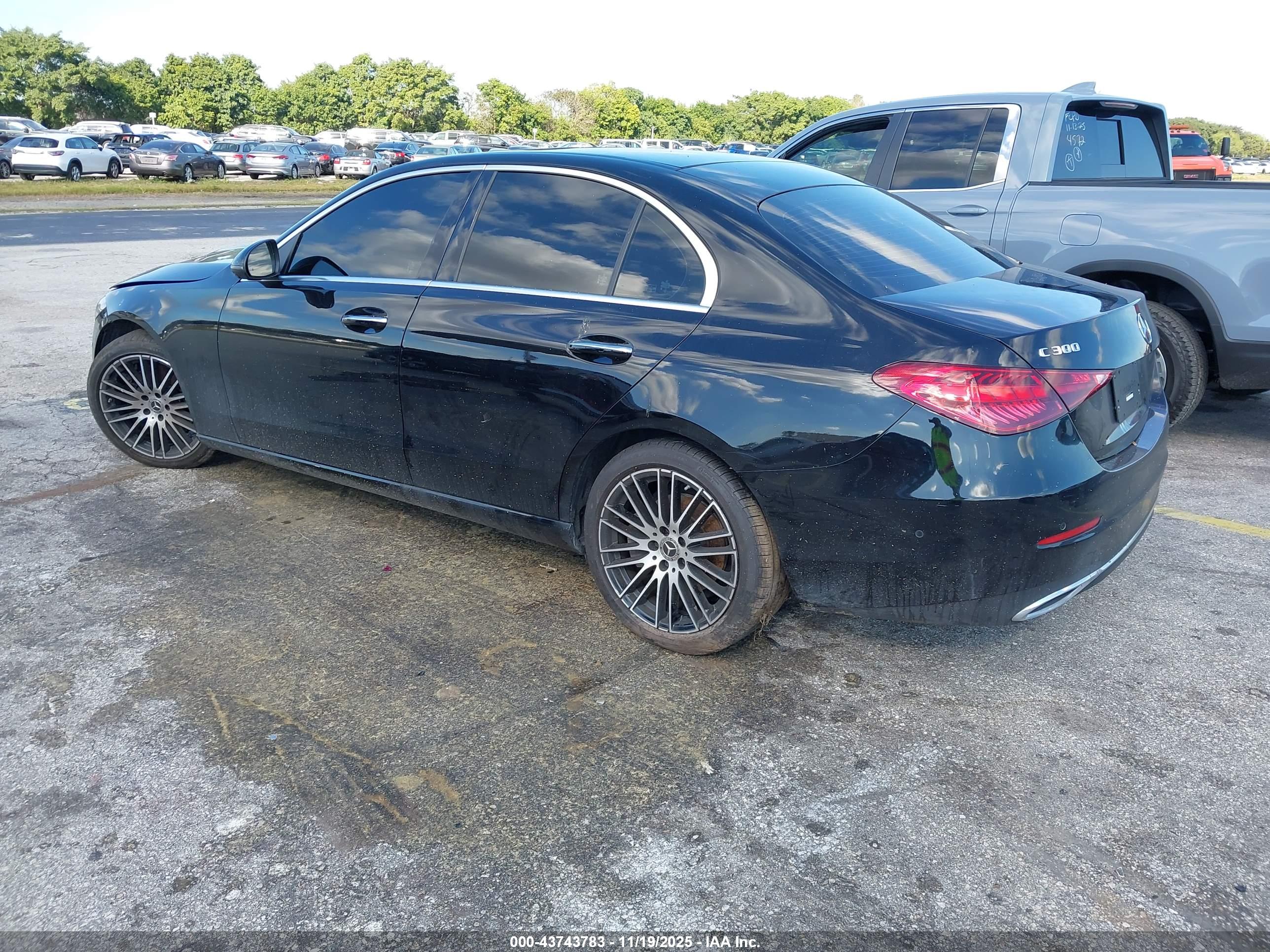 MERCEDES-BENZ C image 3