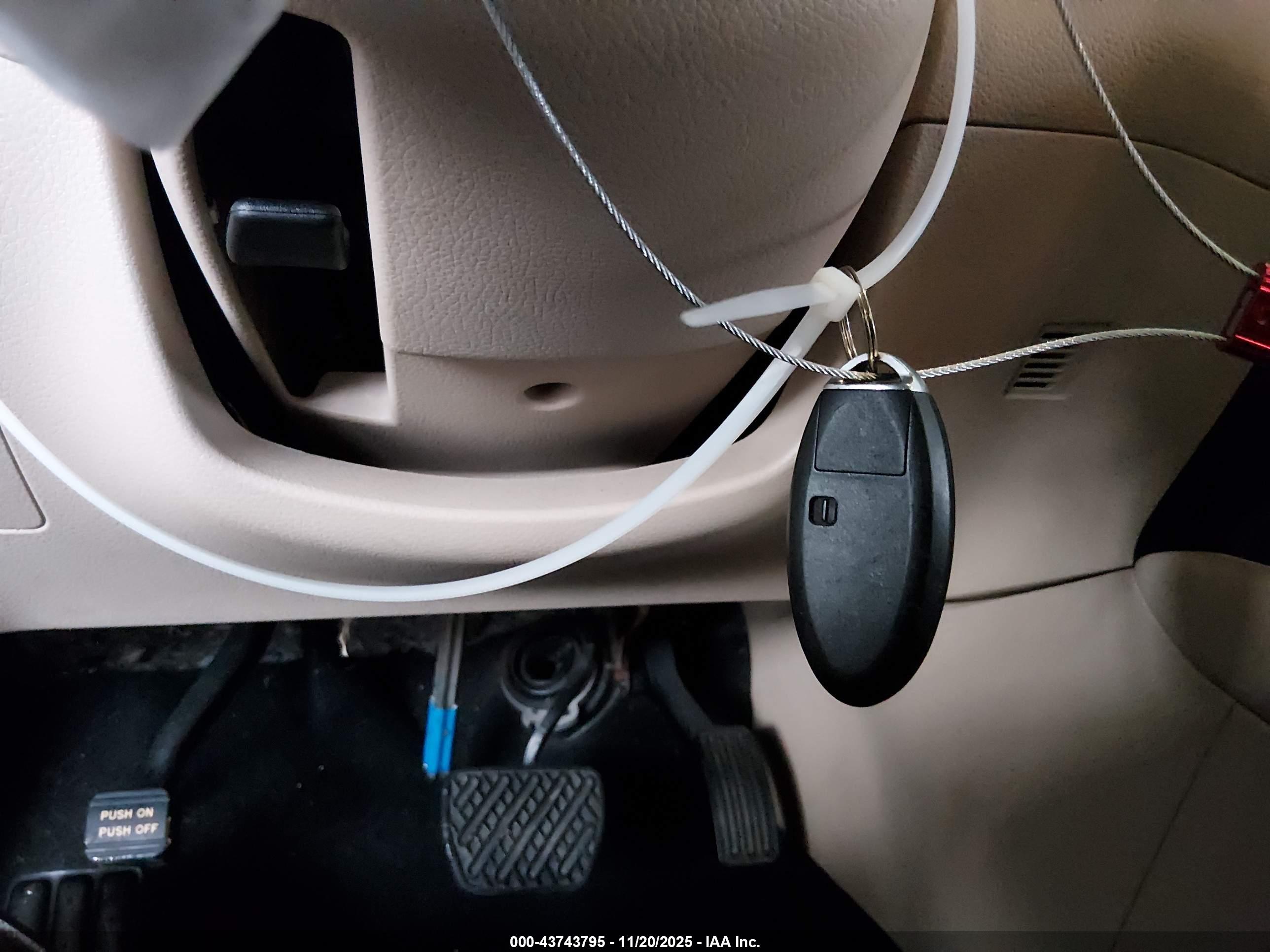 NISSAN ALTIMA image 11