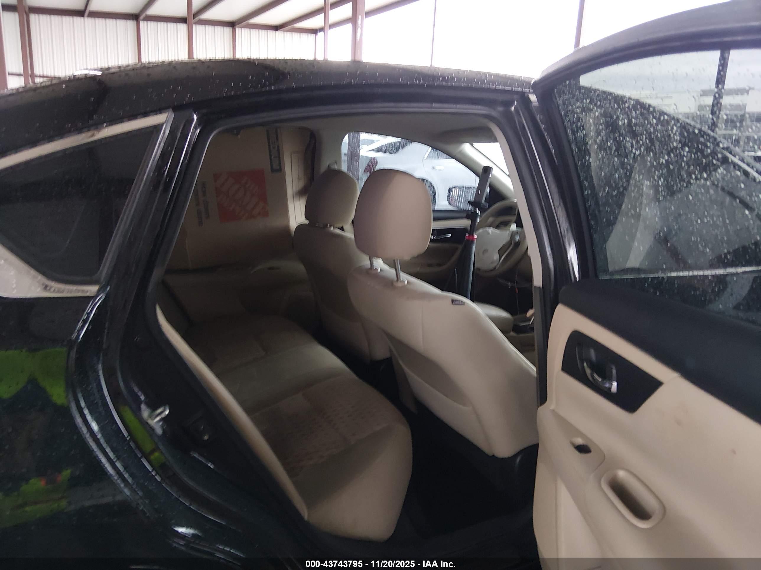 NISSAN ALTIMA image 8