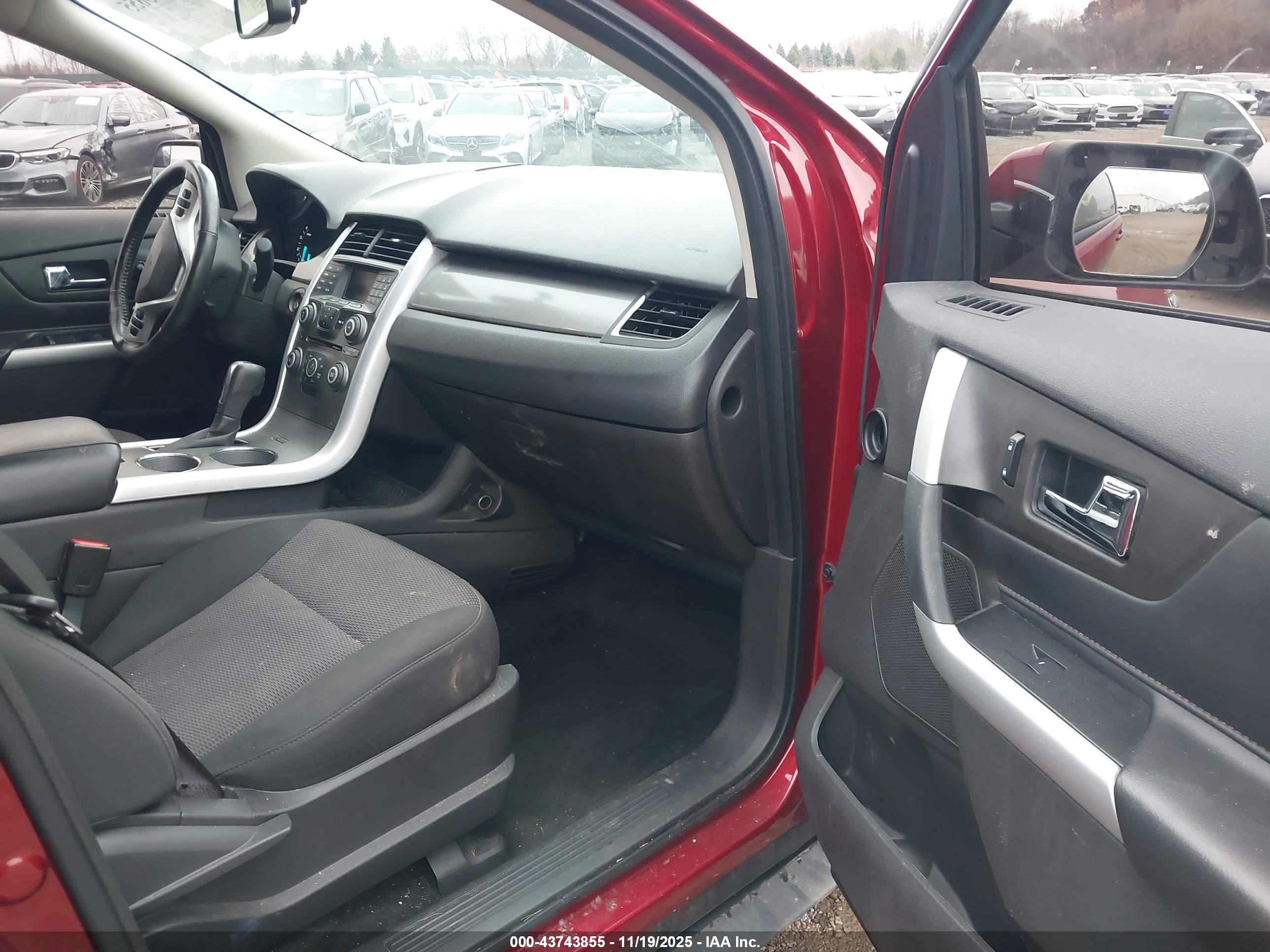 FORD EDGE image 5