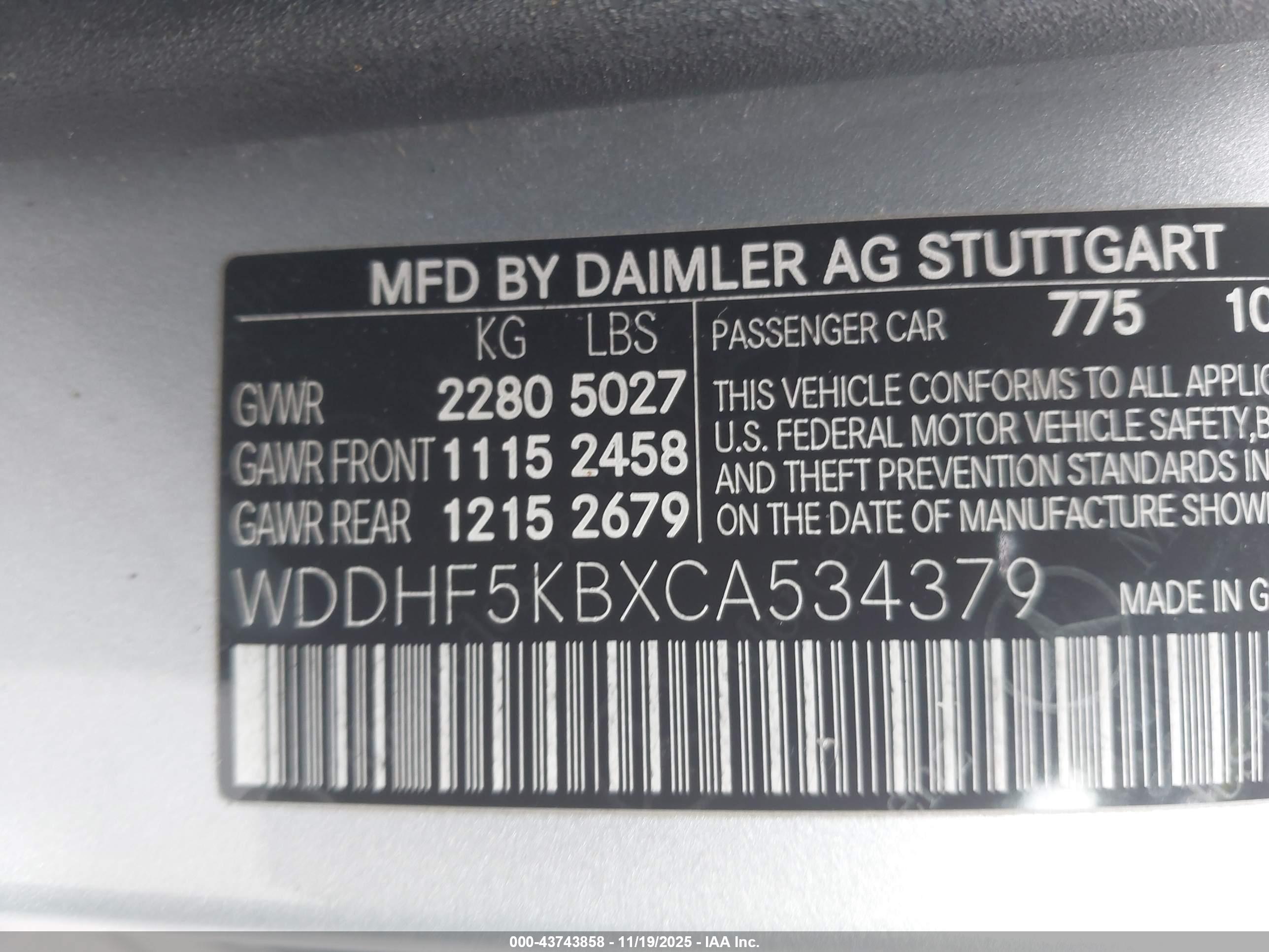 MERCEDES-BENZ E image 9
