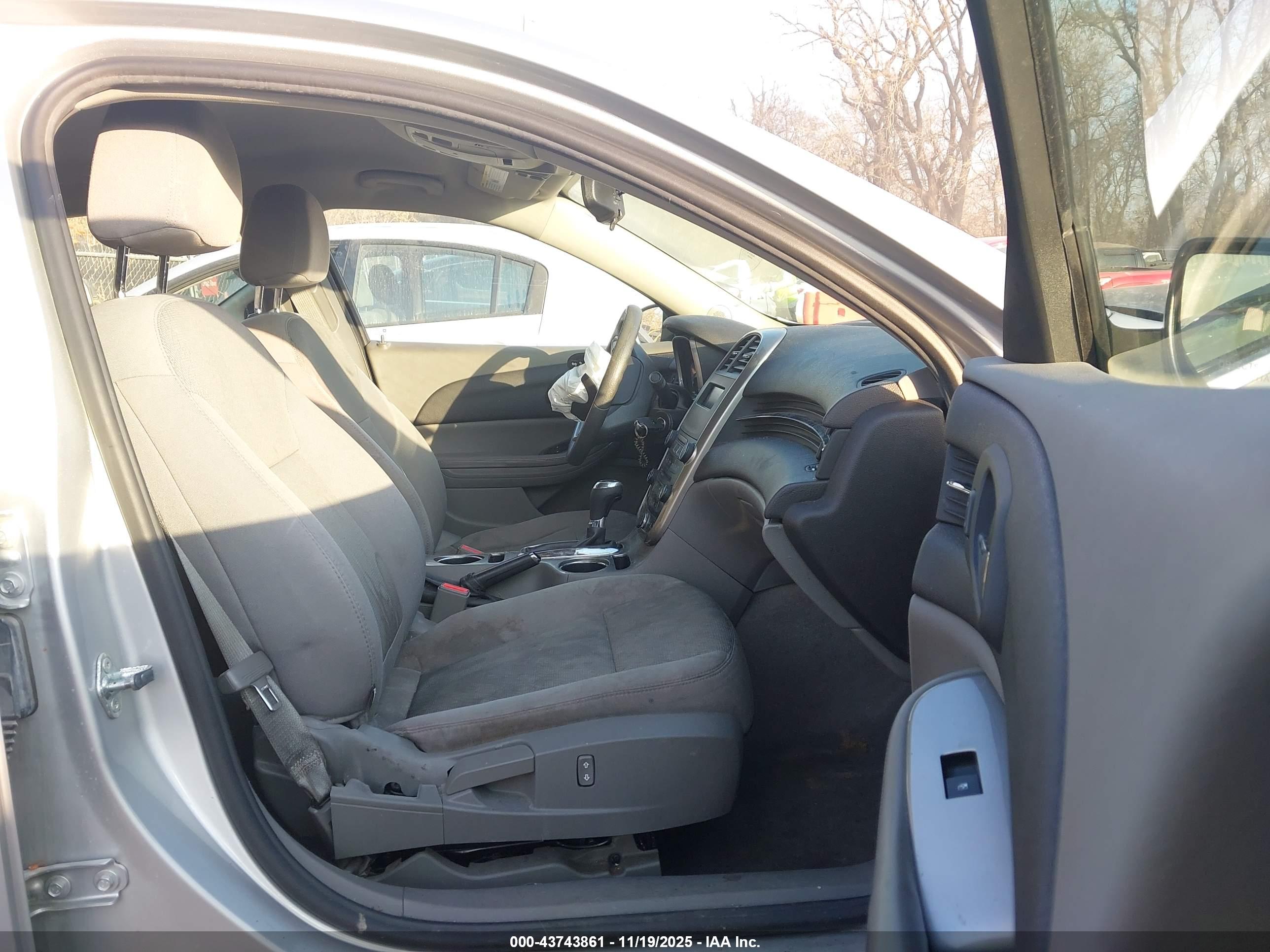 CHEVROLET MALIBU image 5