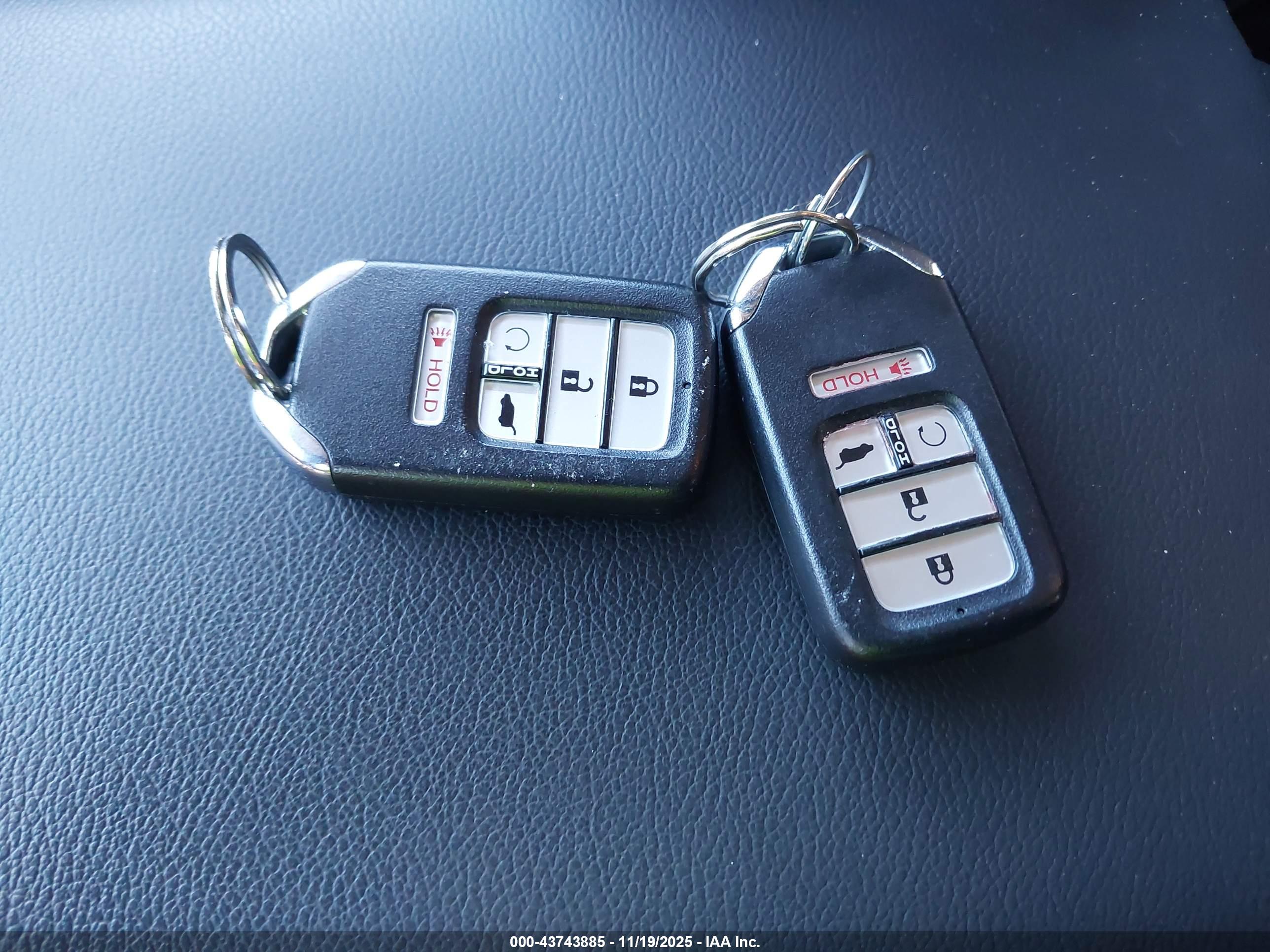 HONDA CR-V image 11