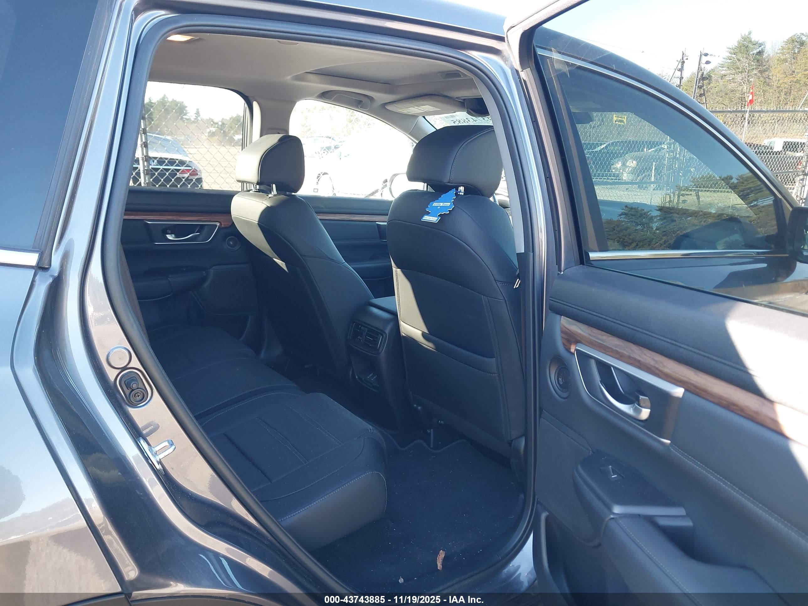 HONDA CR-V image 8