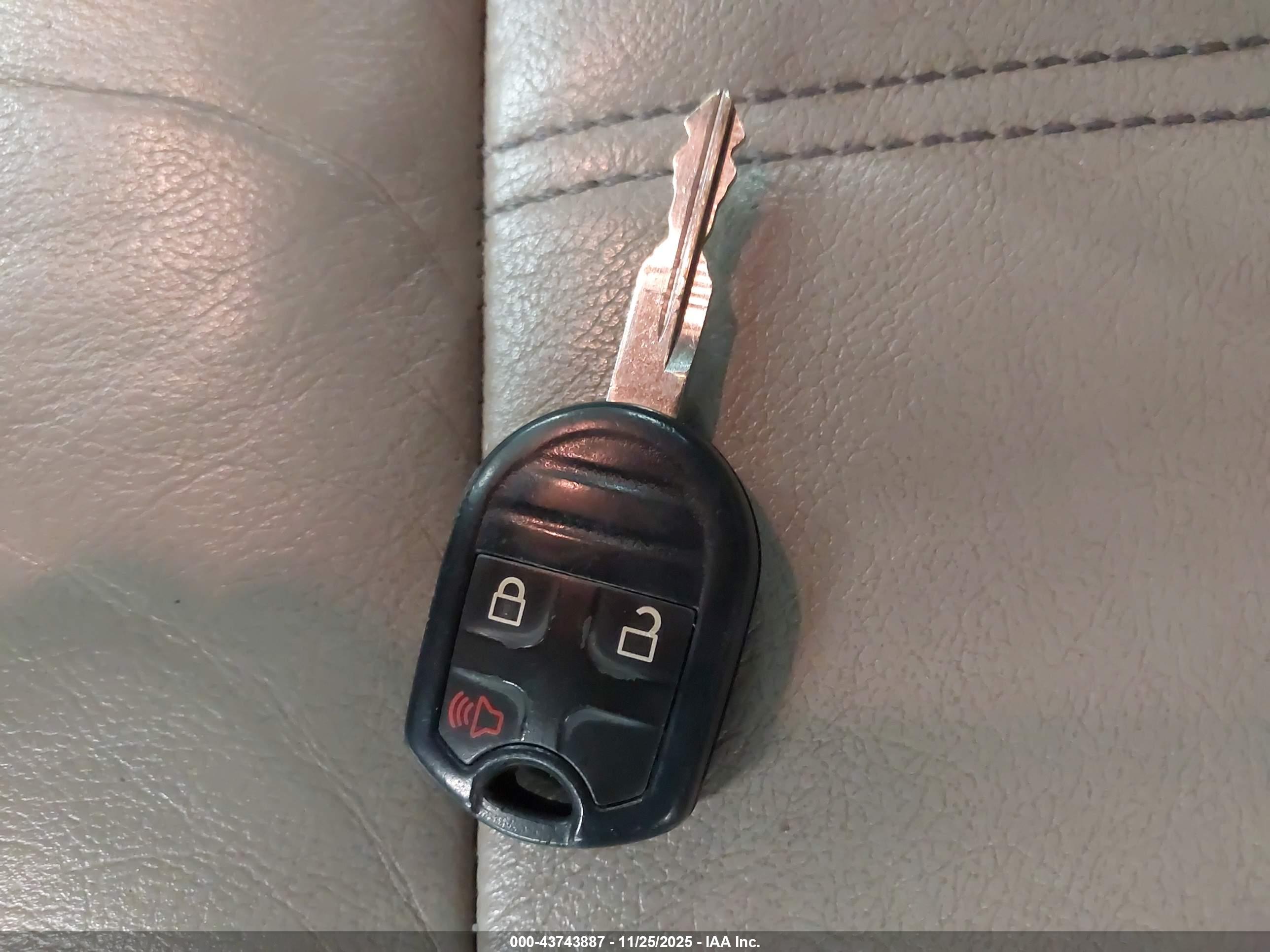 FORD EDGE image 11