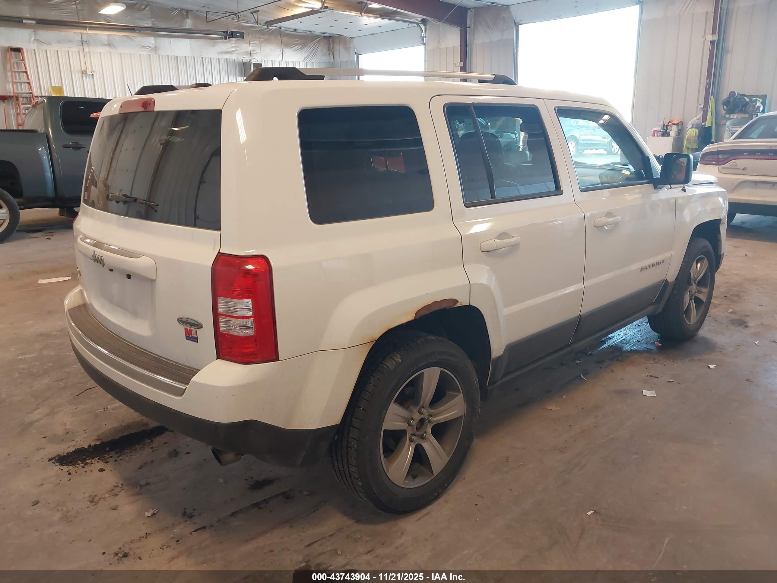 JEEP PATRIOT image 4