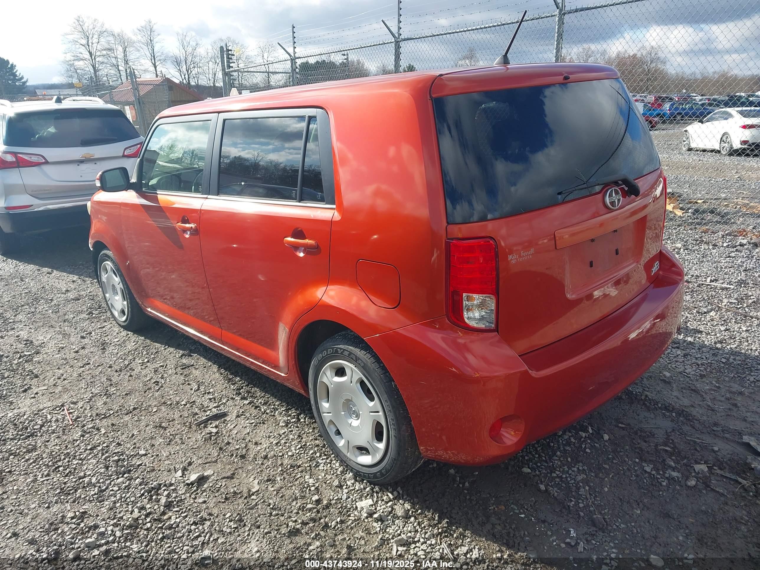 SCION XB image 3