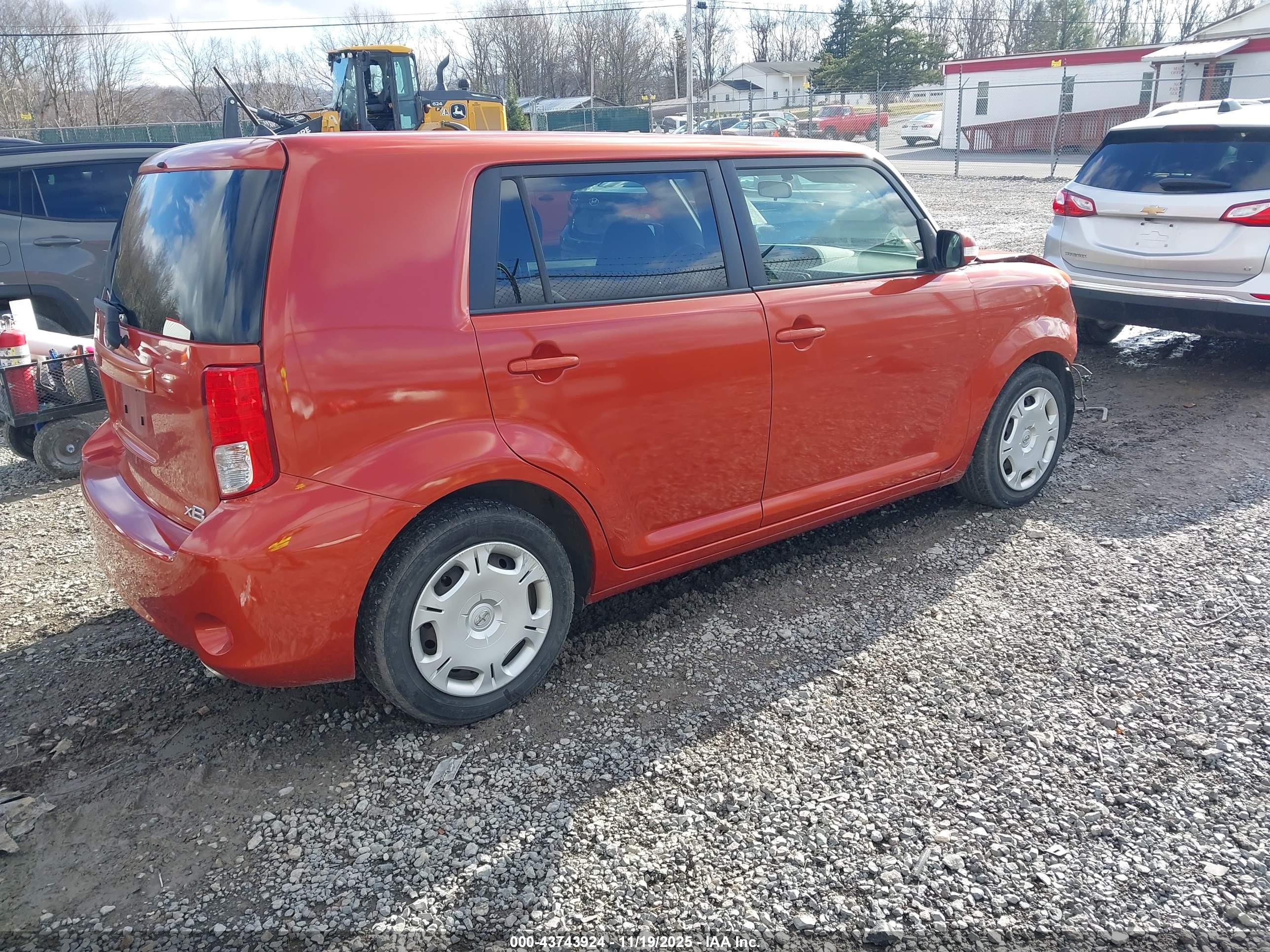 SCION XB image 4
