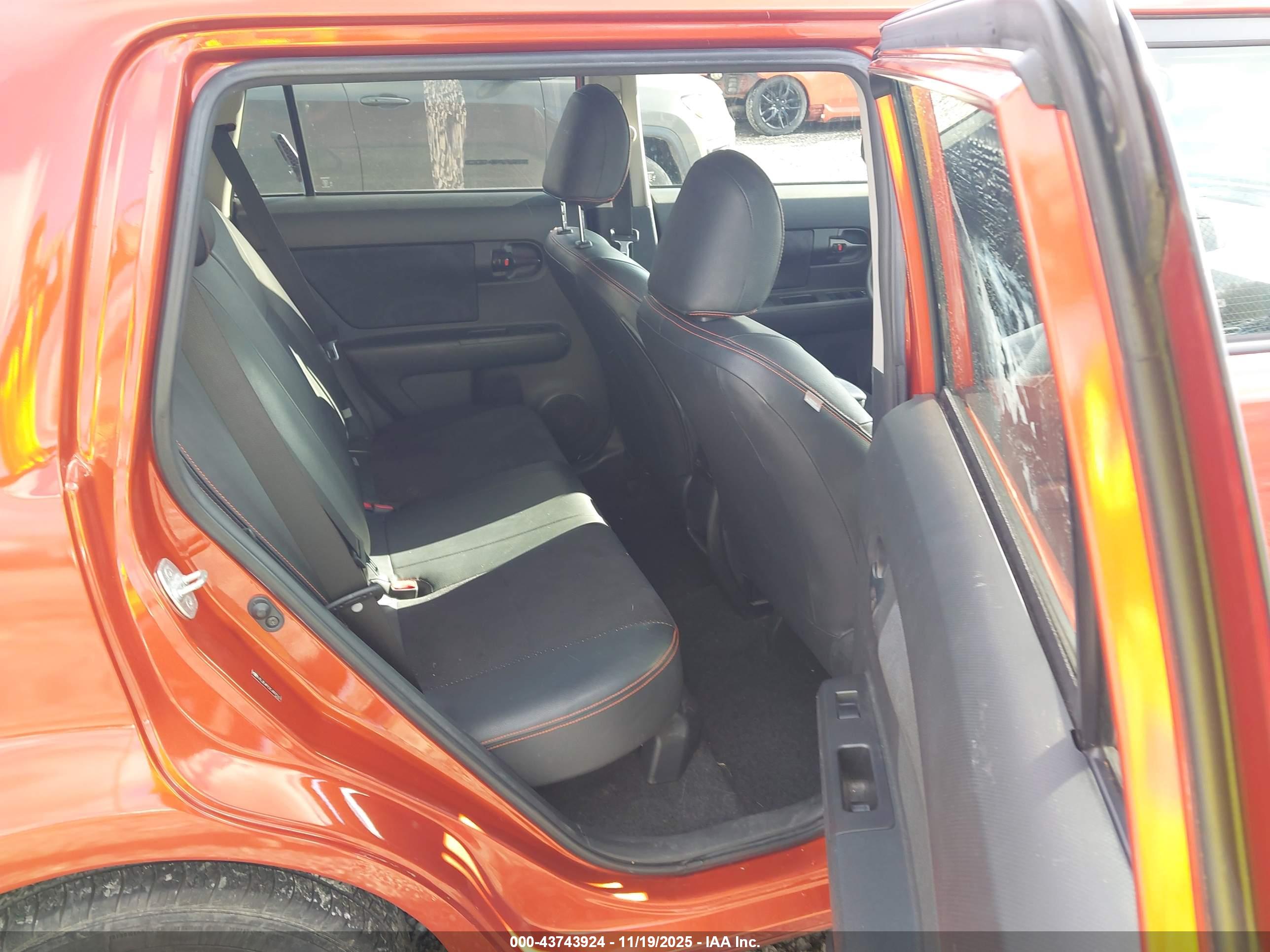 SCION XB image 8