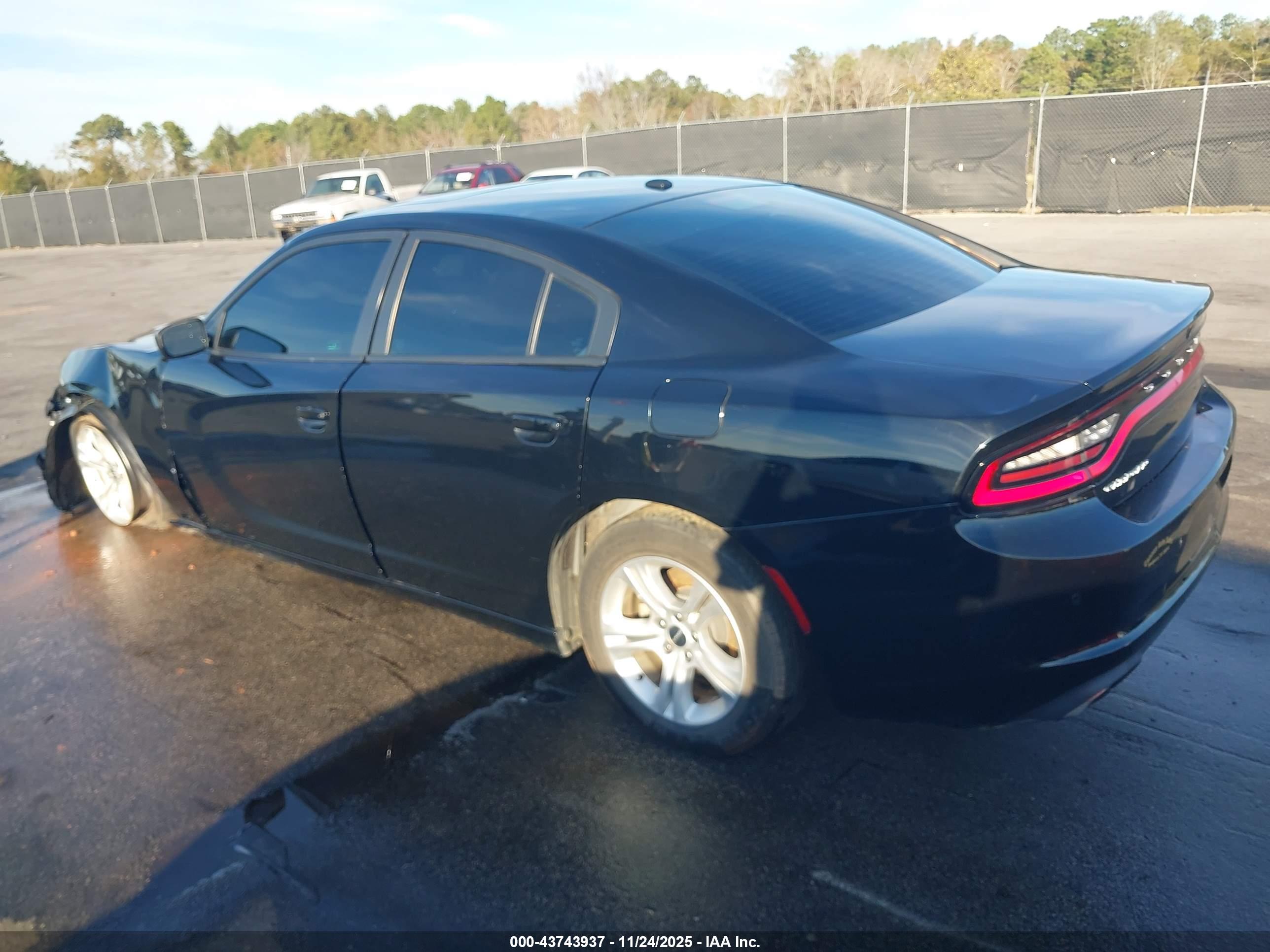 DODGE CHARGER image 3