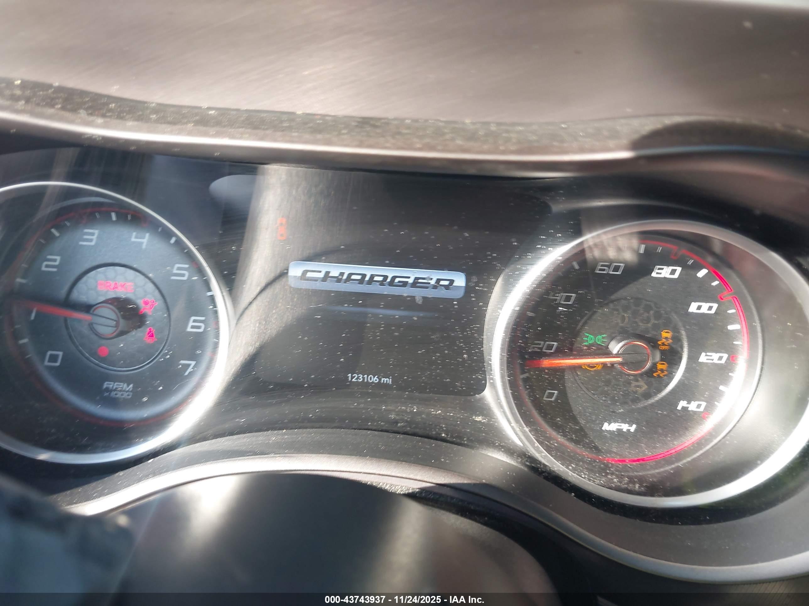 DODGE CHARGER image 7