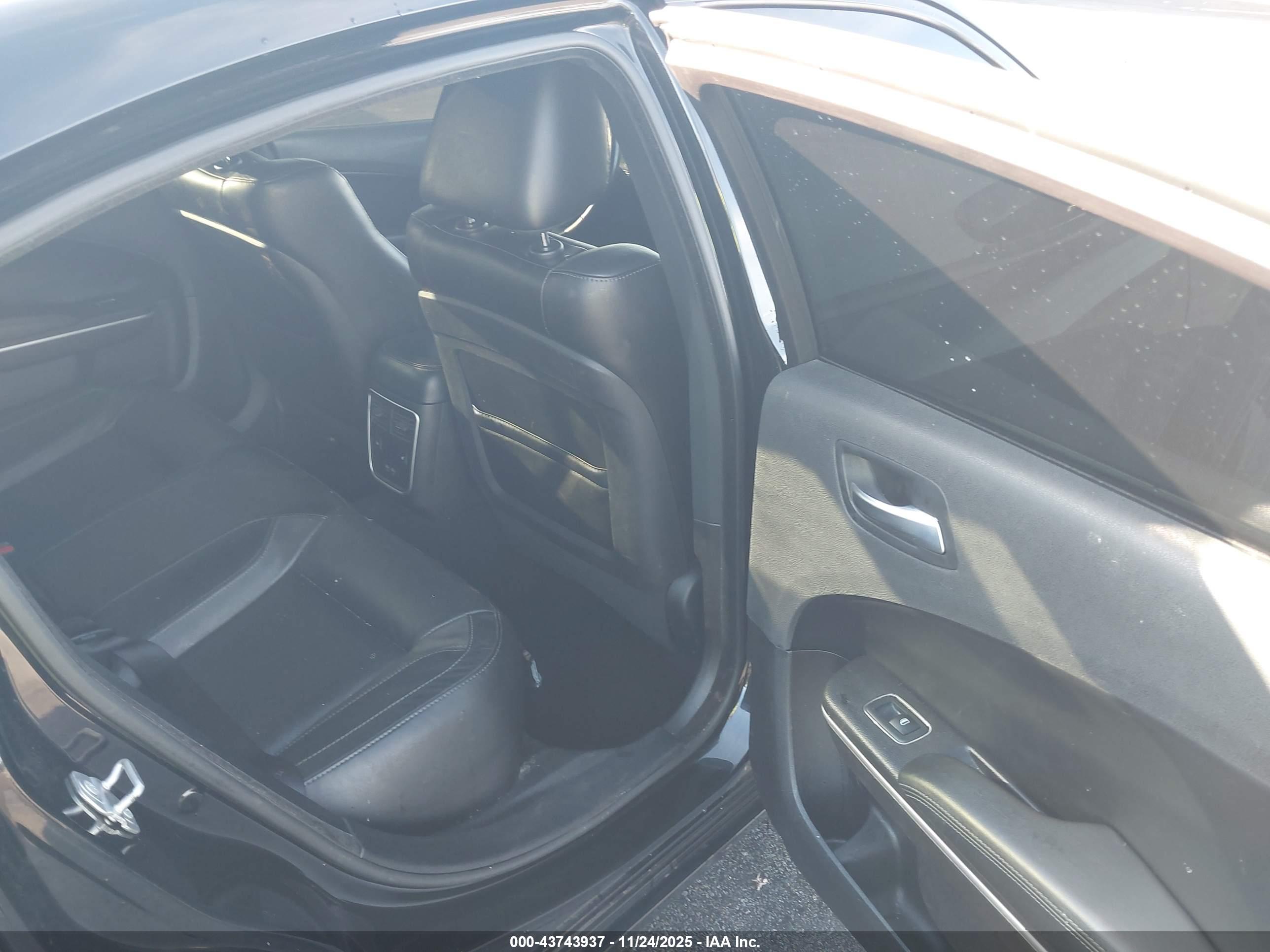 DODGE CHARGER image 8
