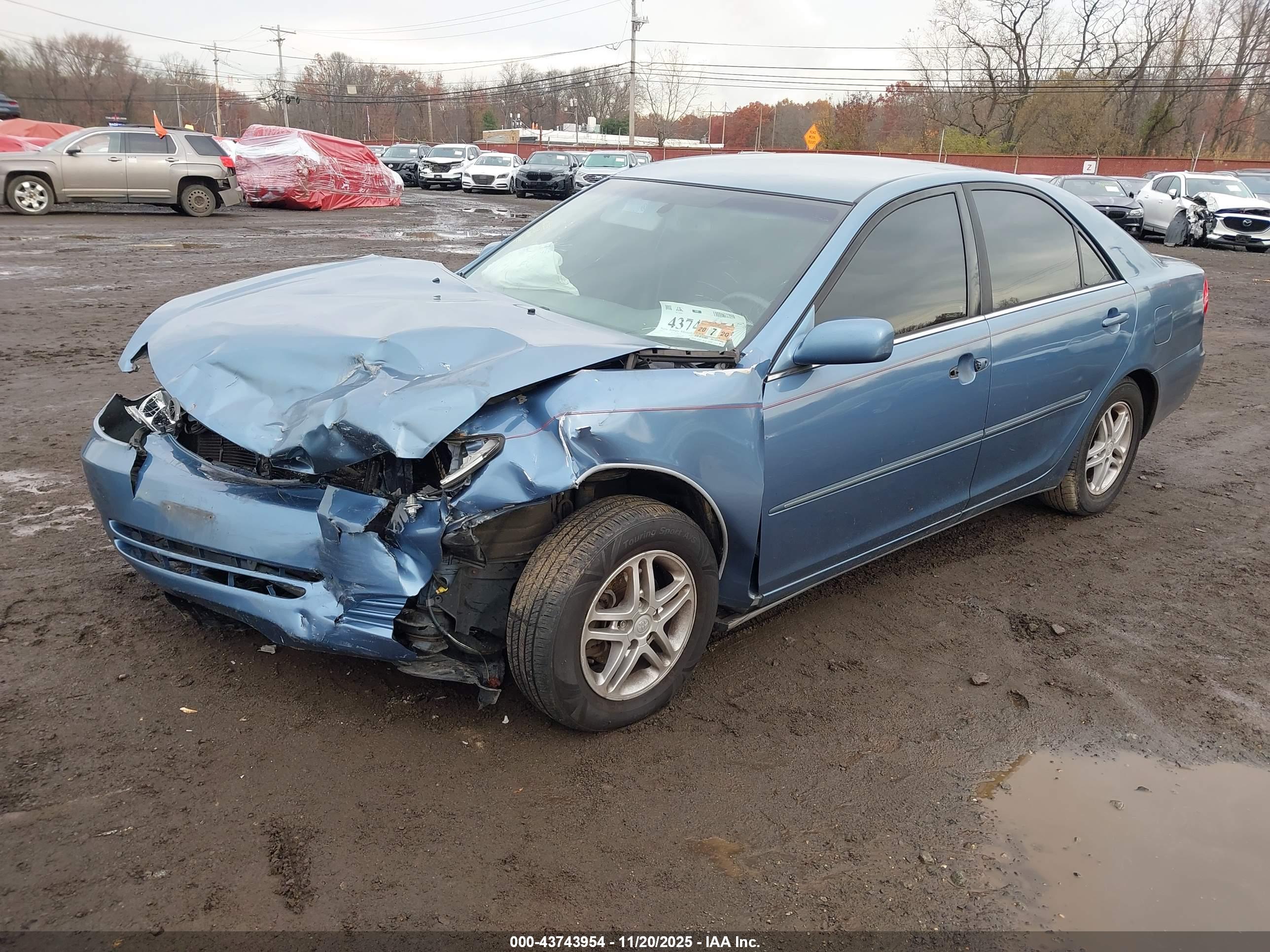 TOYOTA CAMRY image 2