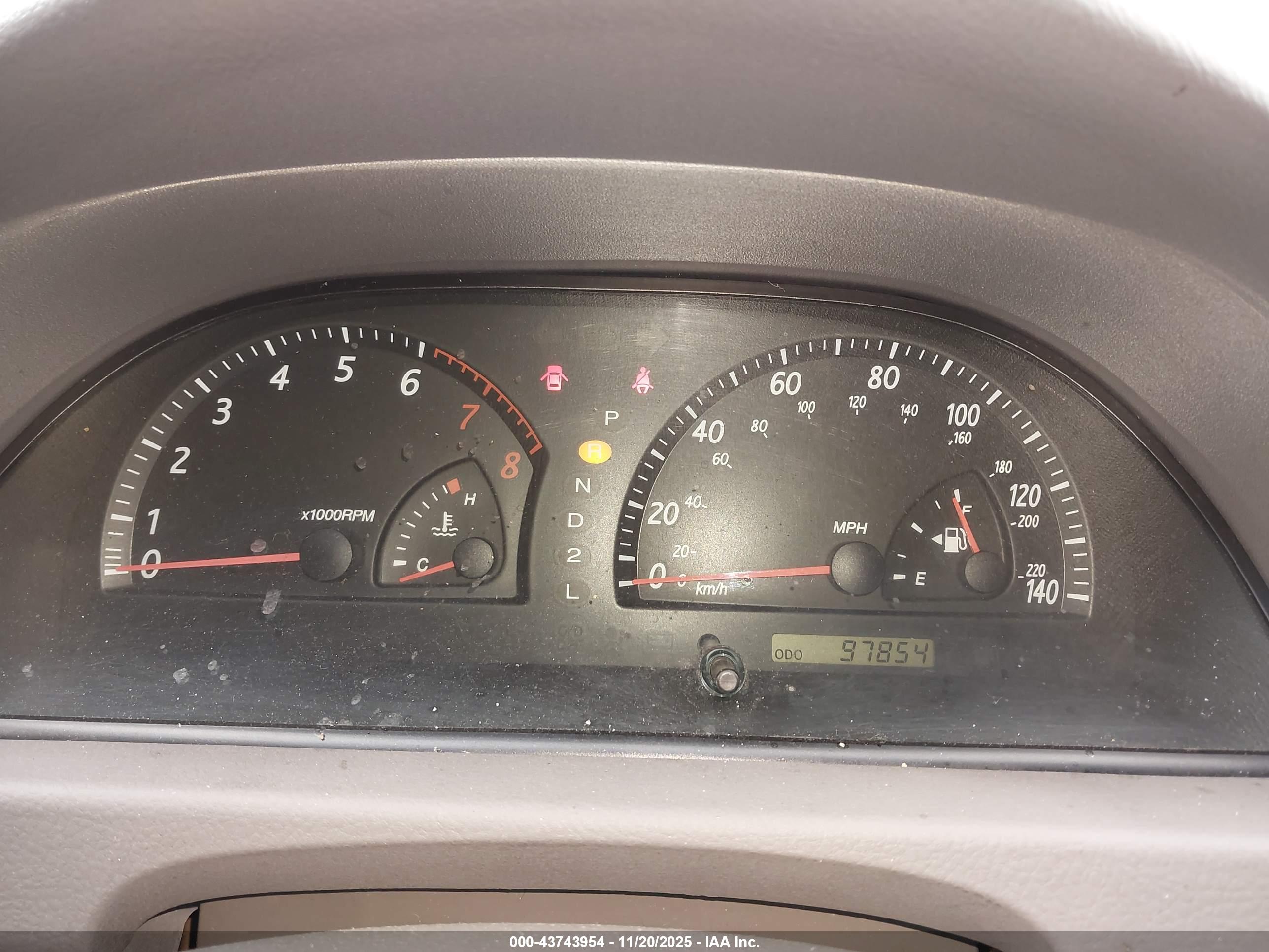 TOYOTA CAMRY image 7