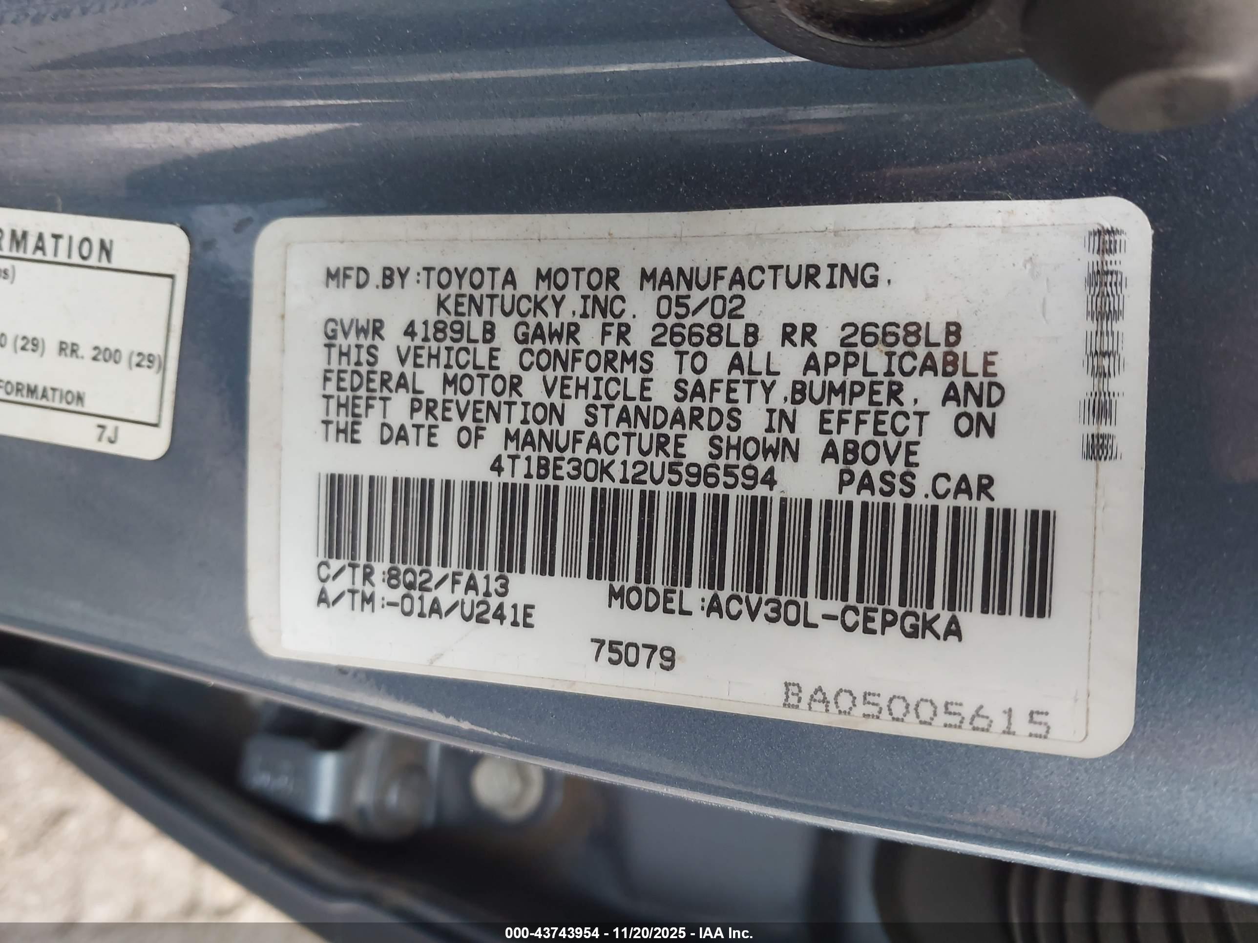 TOYOTA CAMRY image 9