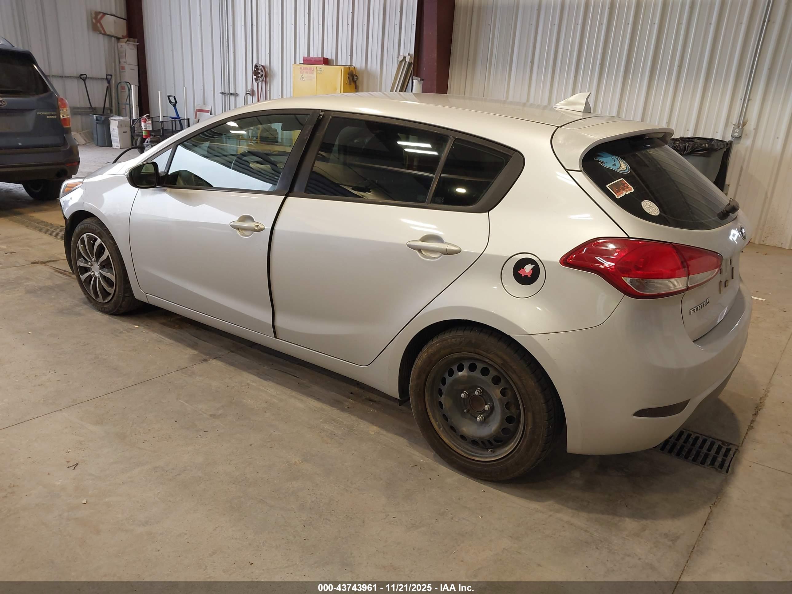 KIA FORTE image 3