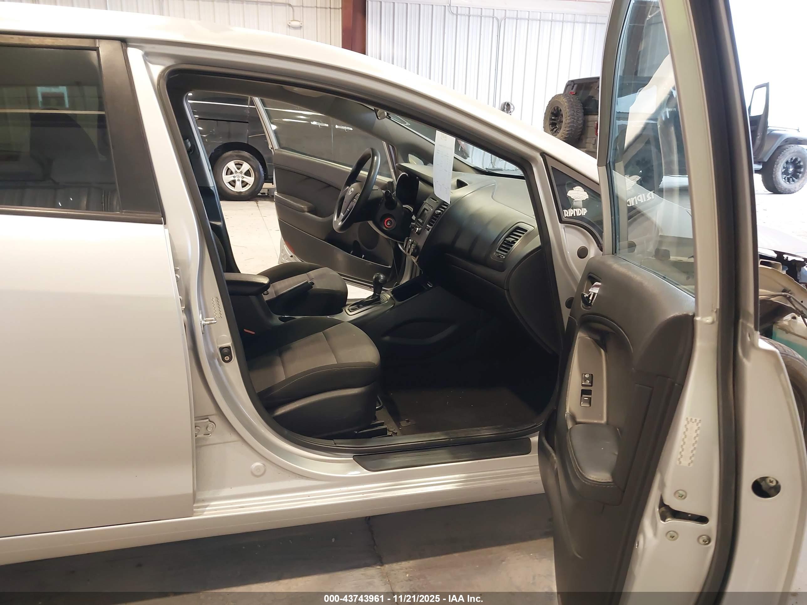 KIA FORTE image 5