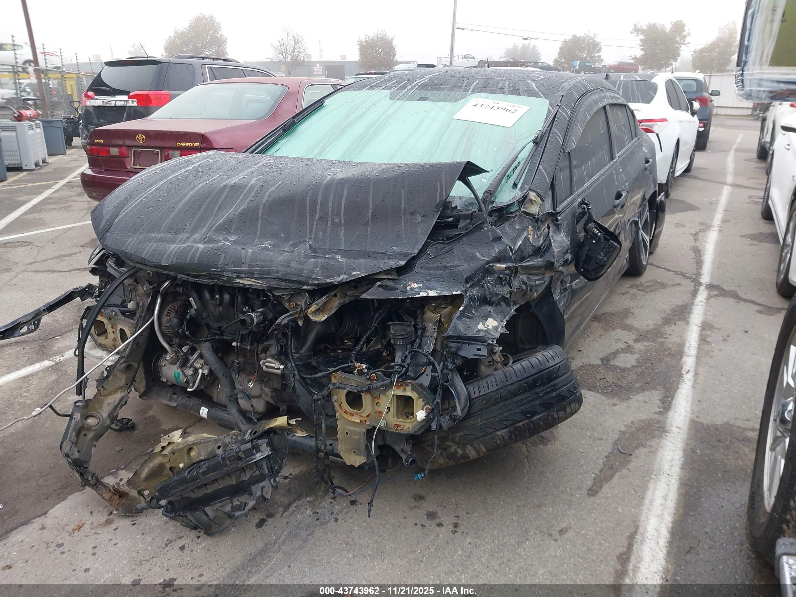 HONDA CIVIC image 2