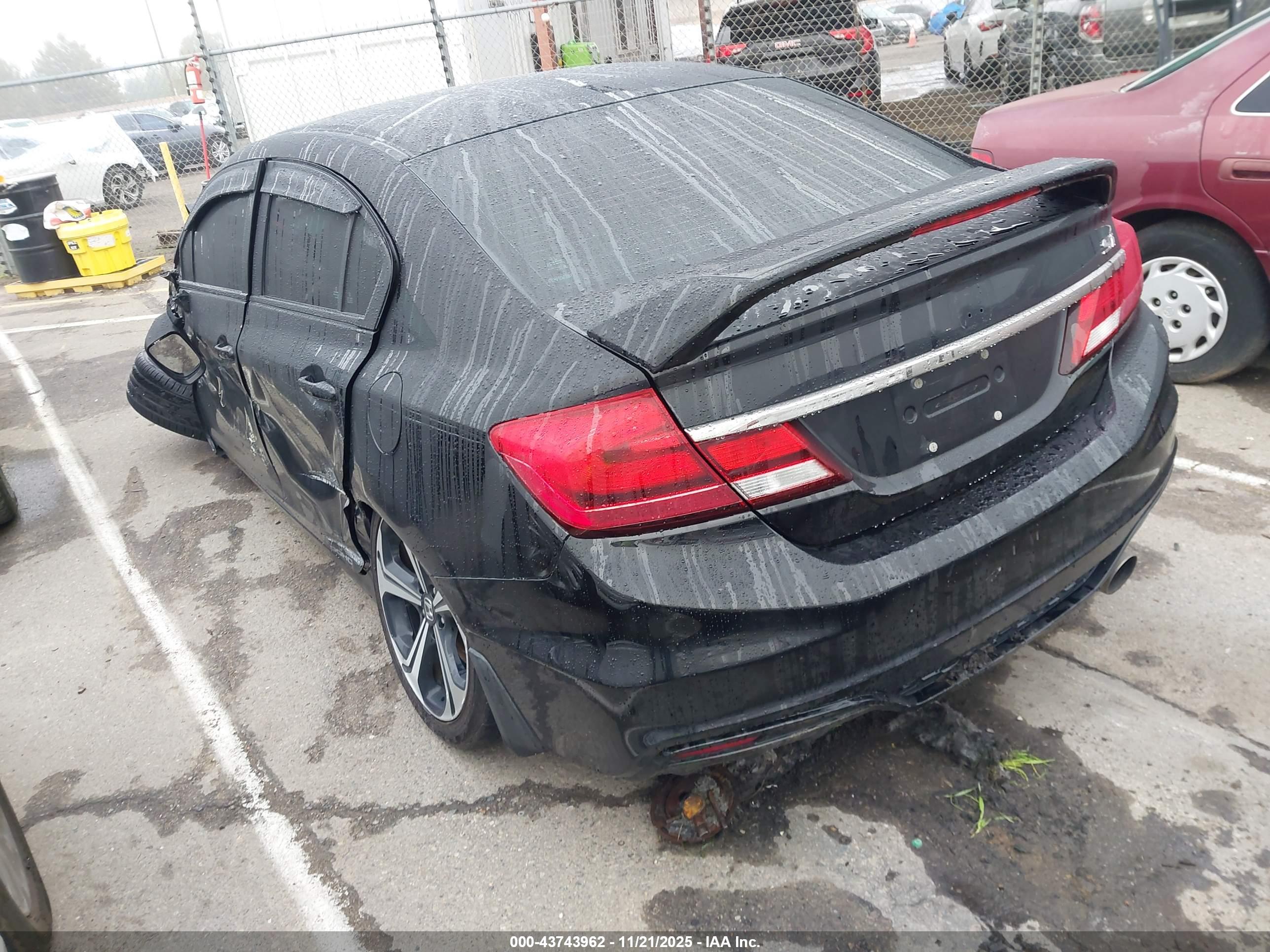 HONDA CIVIC image 3