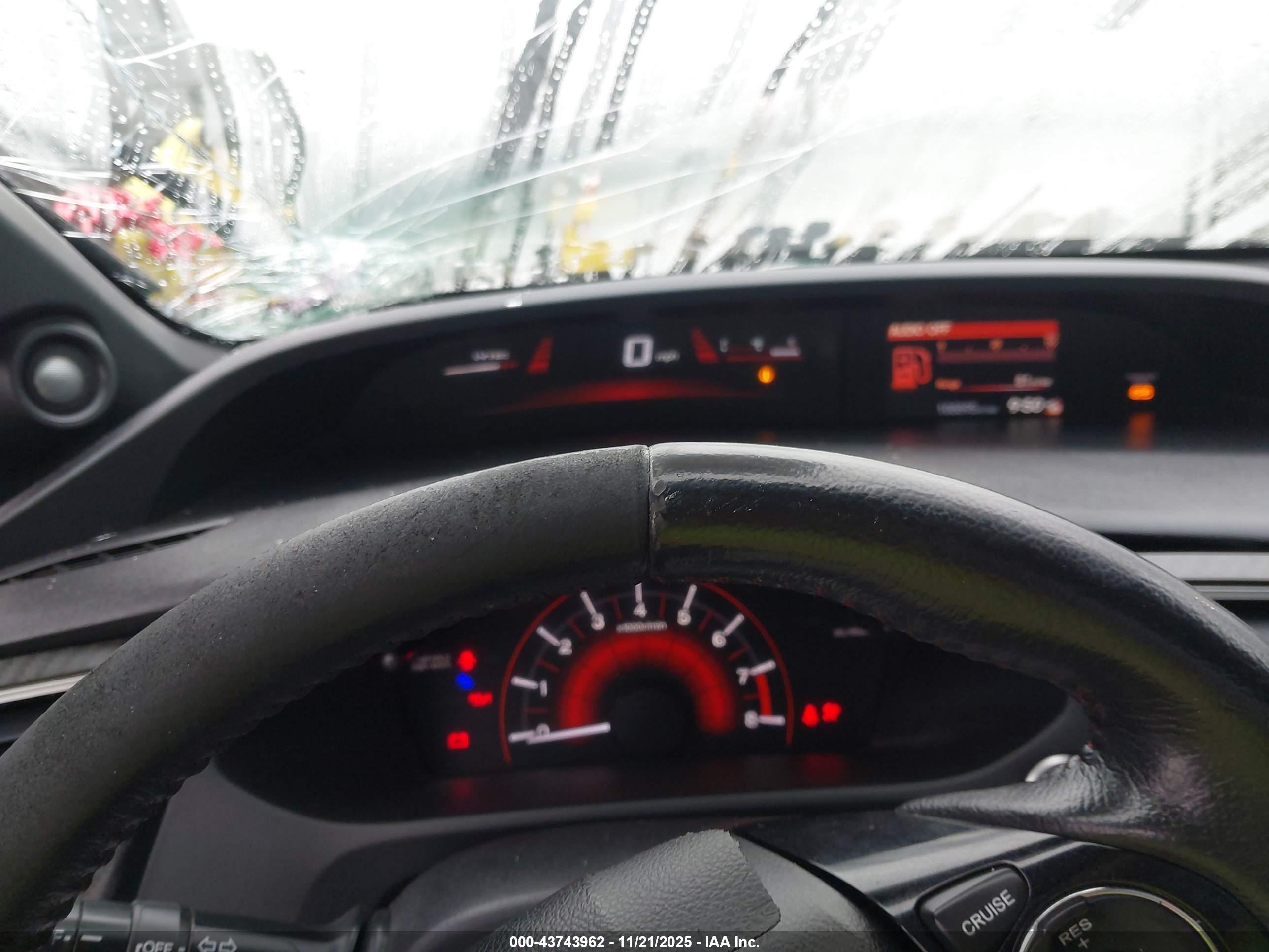 HONDA CIVIC image 7