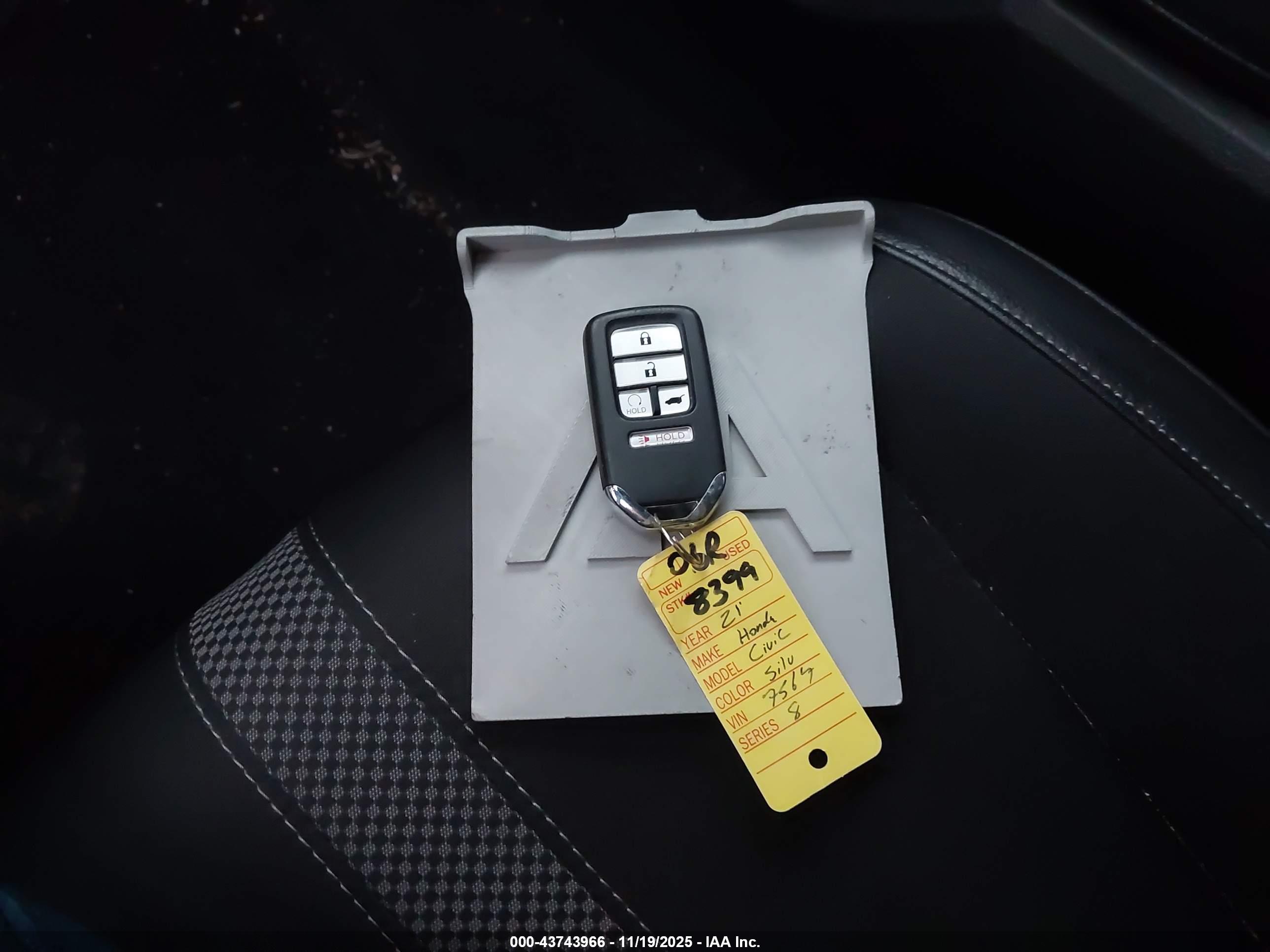 HONDA CIVIC image 11