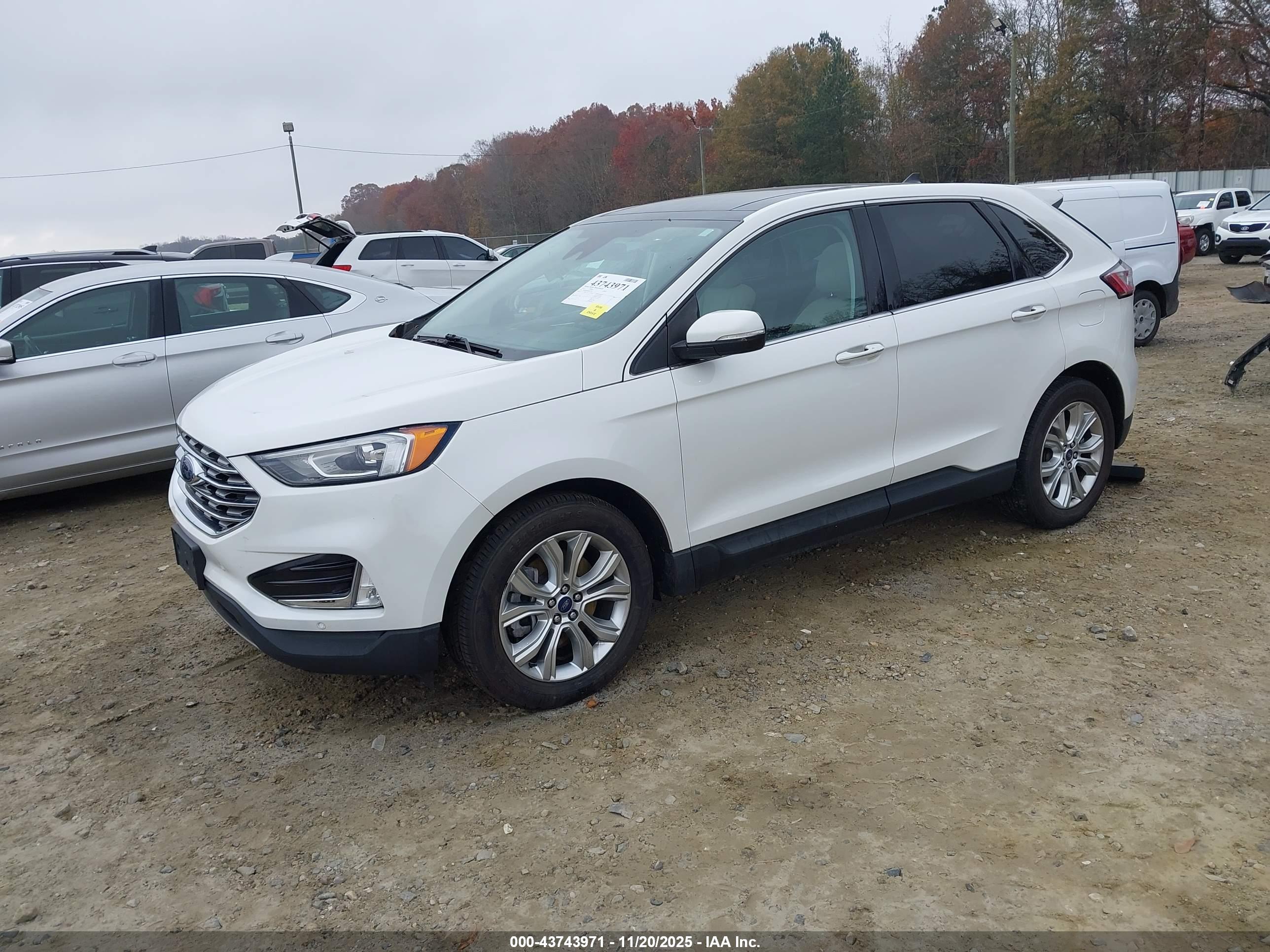FORD EDGE image 2