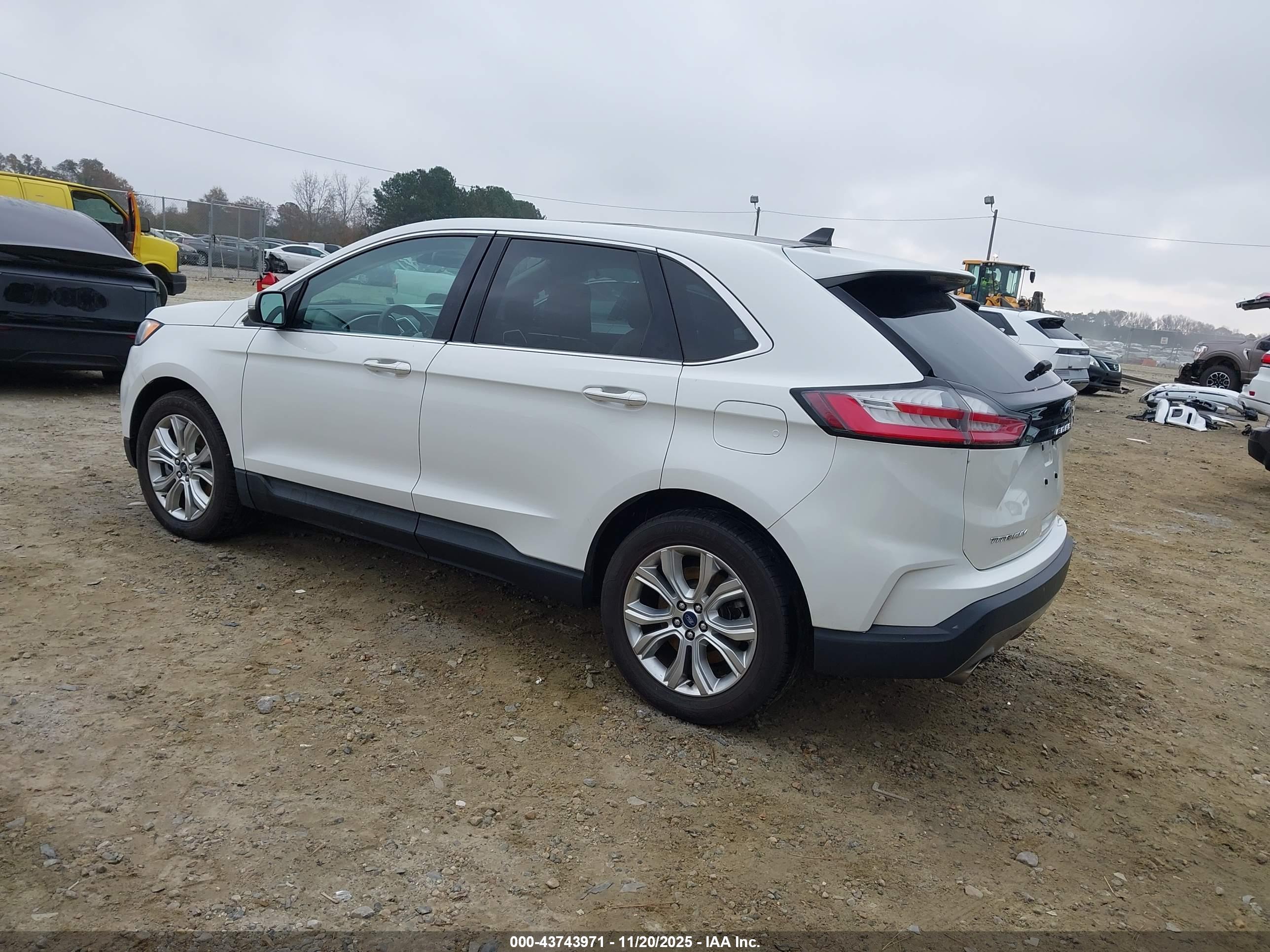 FORD EDGE image 3