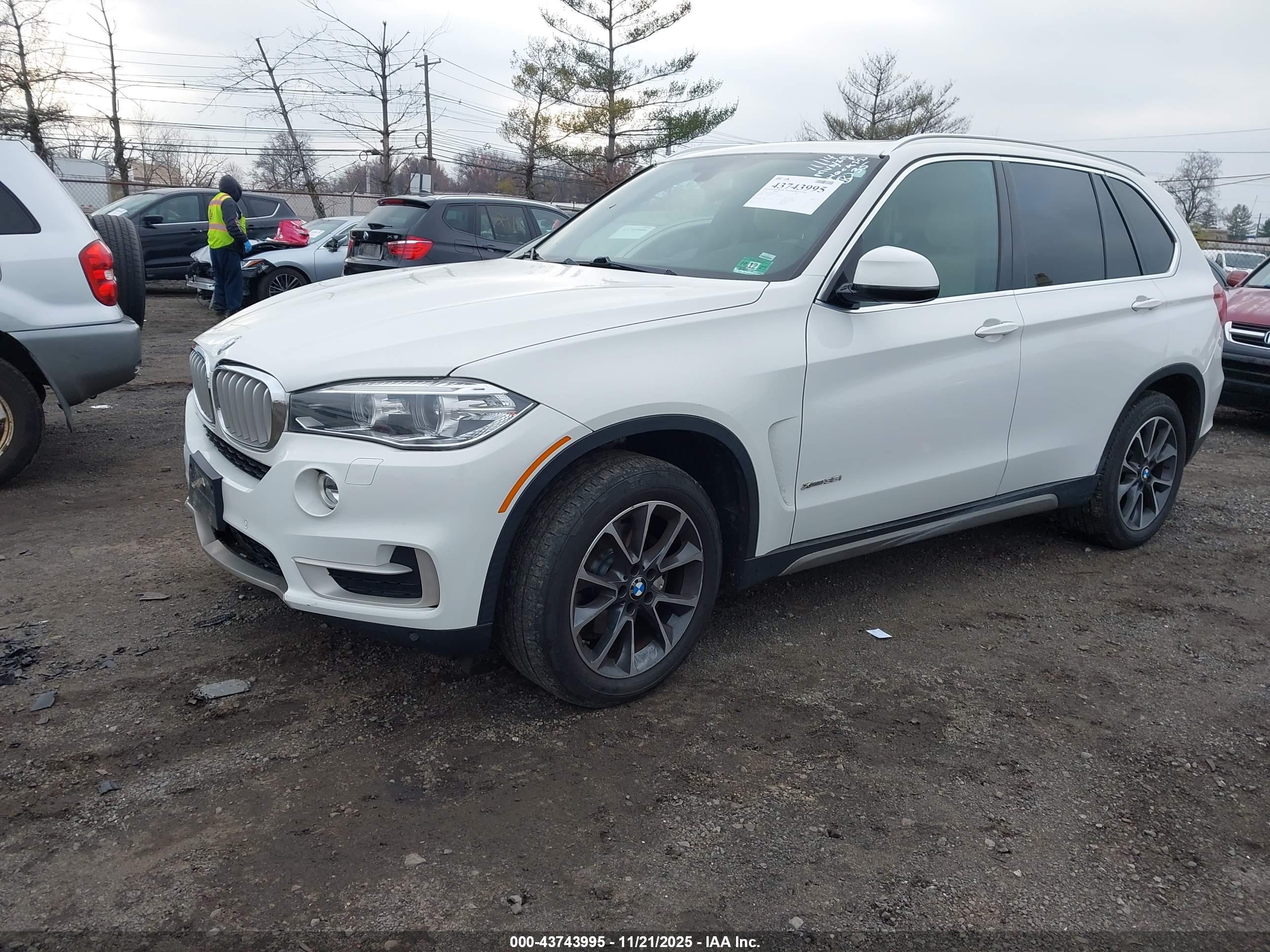 BMW X5 image 2