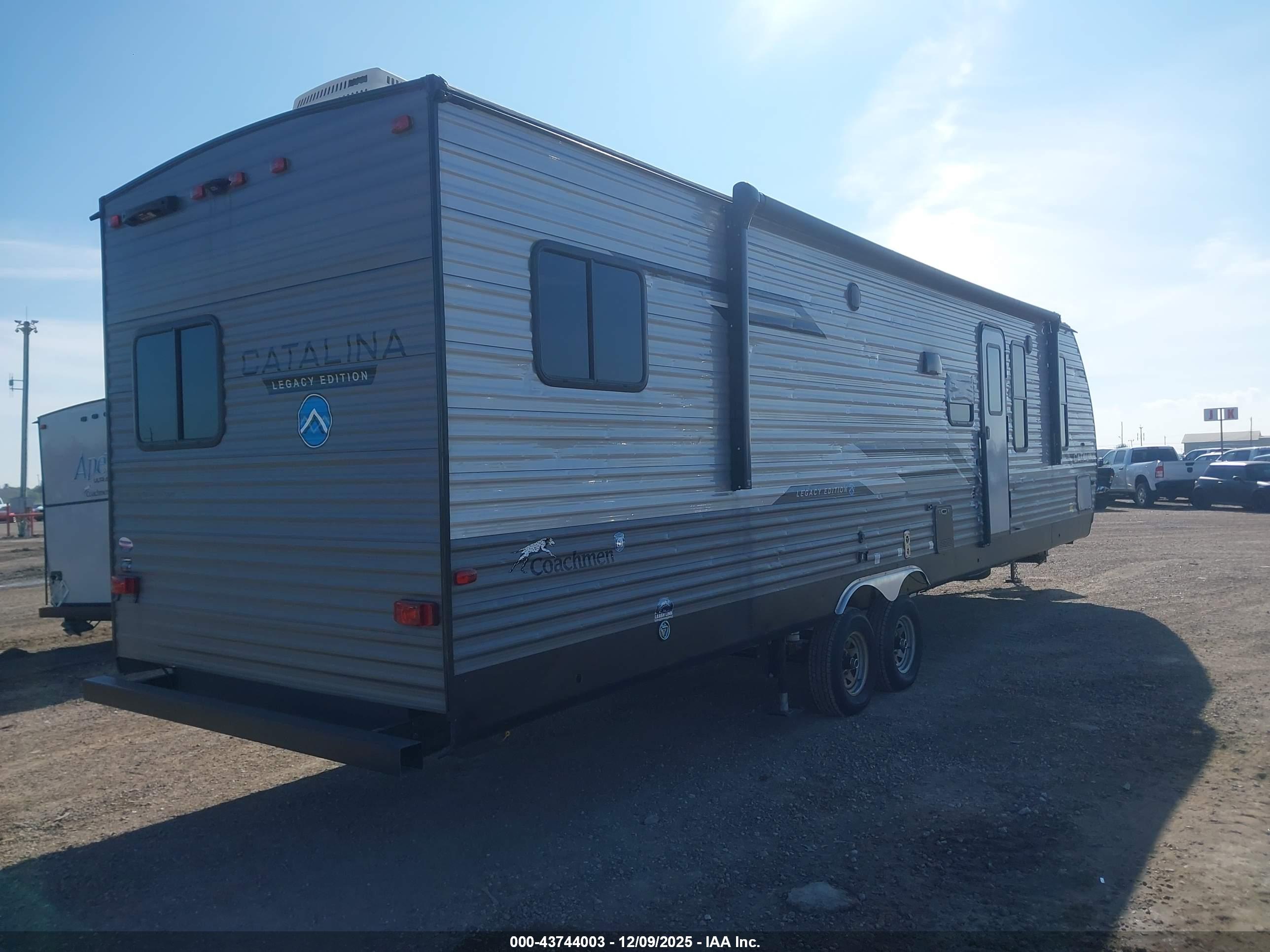 COACHMEN CATALINA image 4