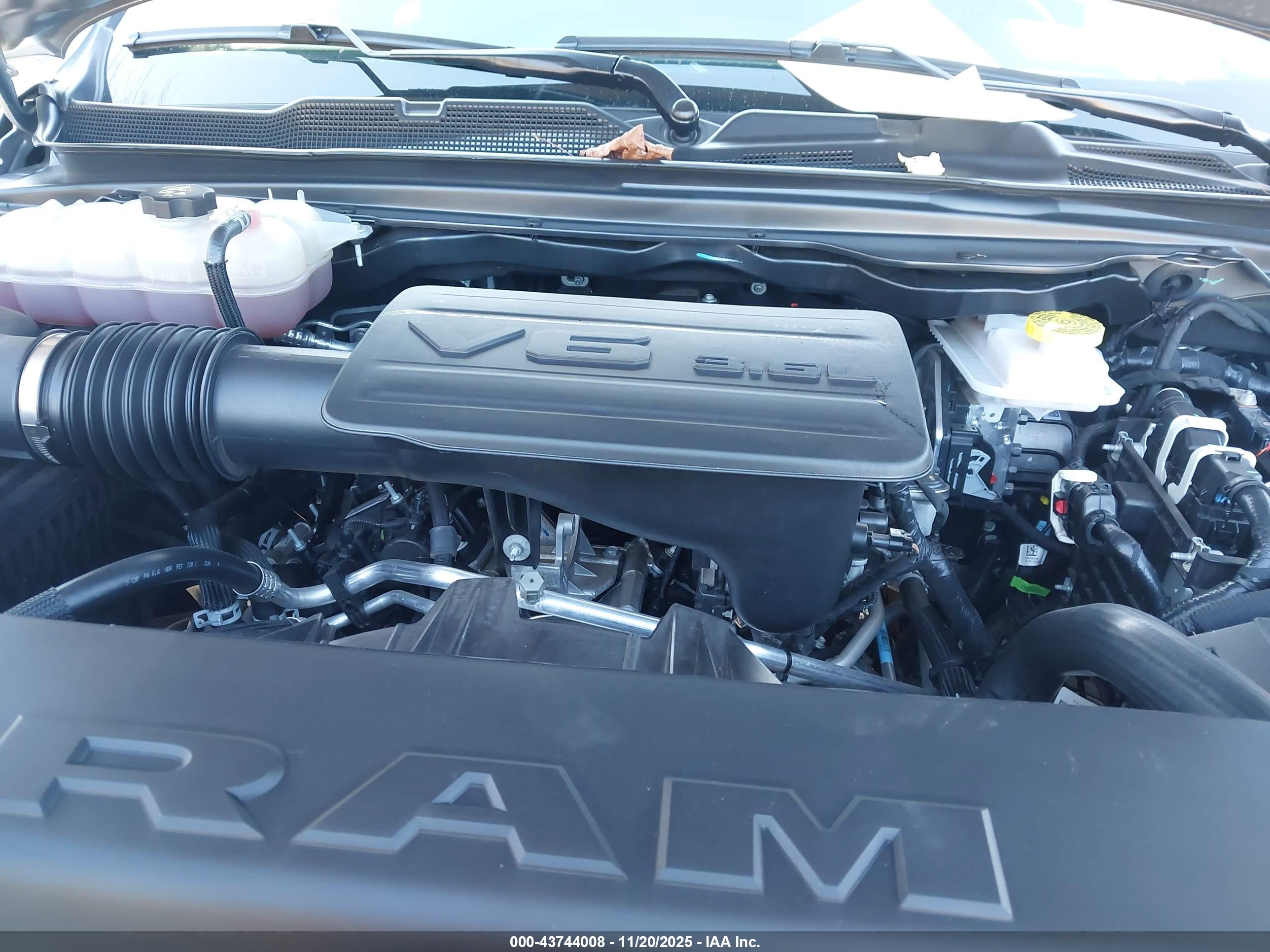 RAM 1500 image 10