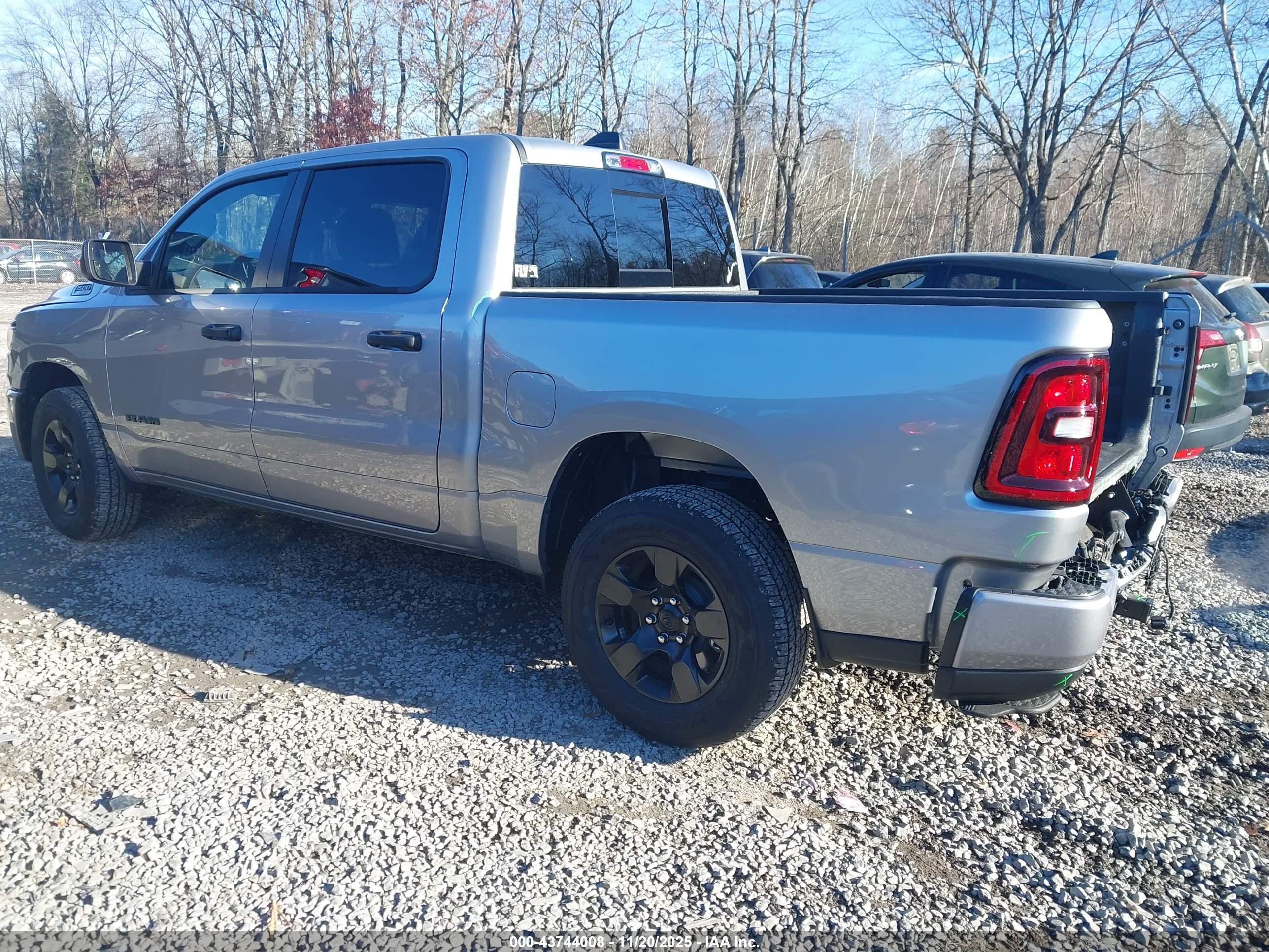 RAM 1500 image 3