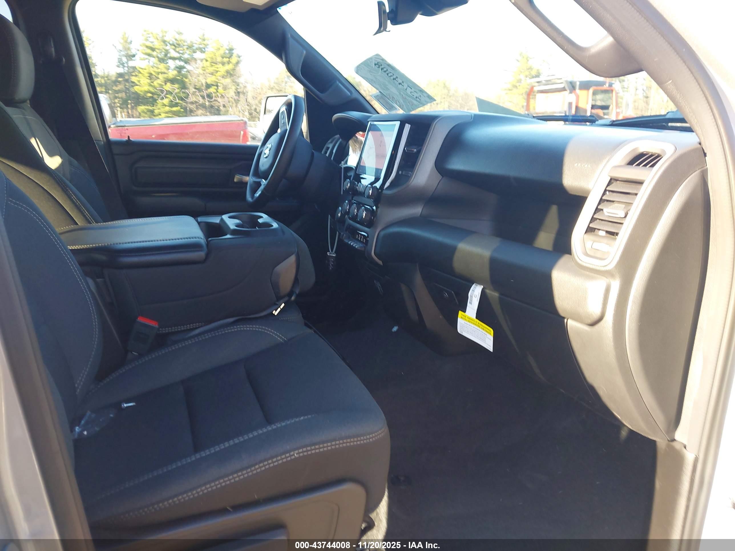 RAM 1500 image 5