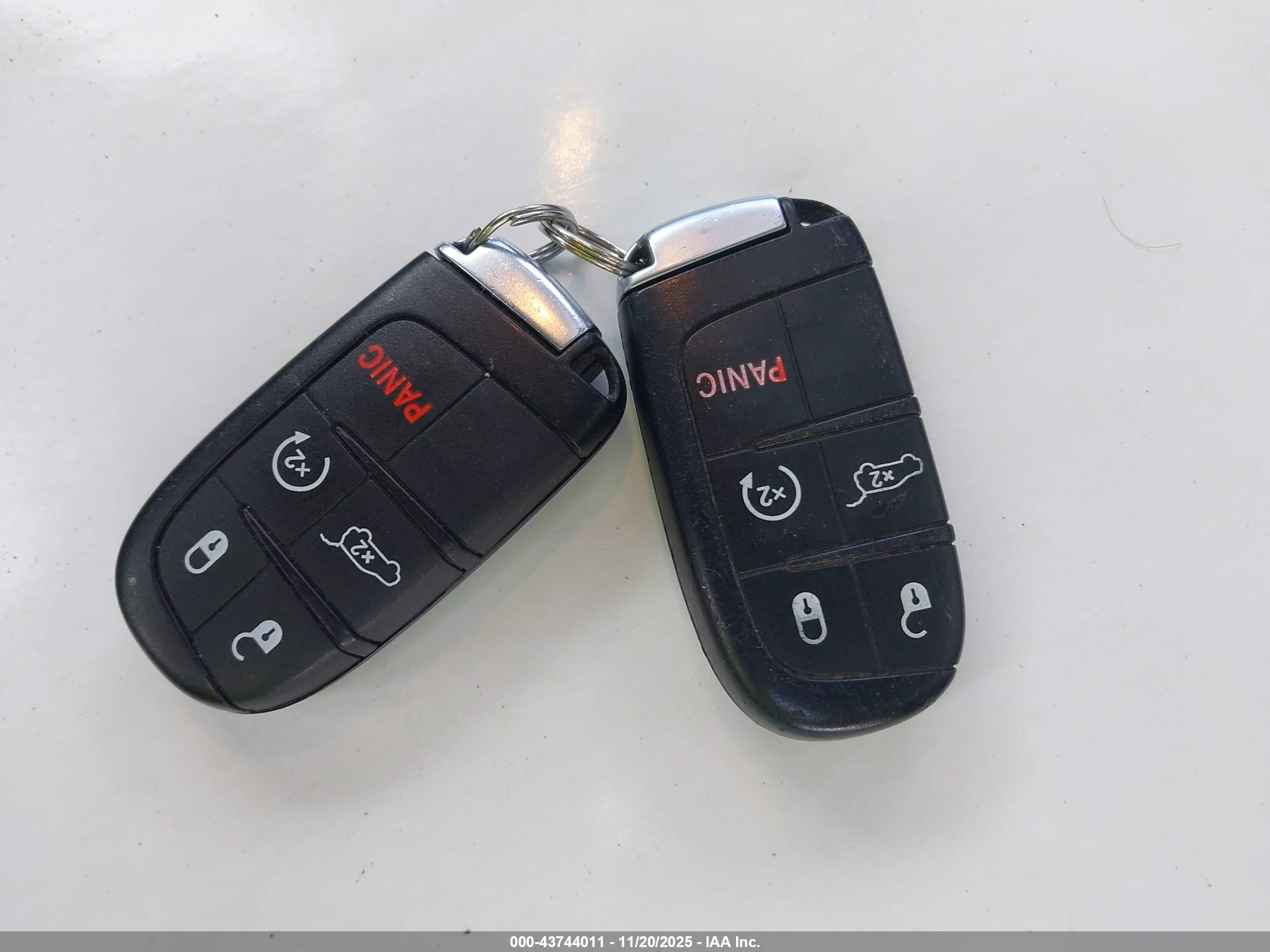 JEEP GRAND image 11