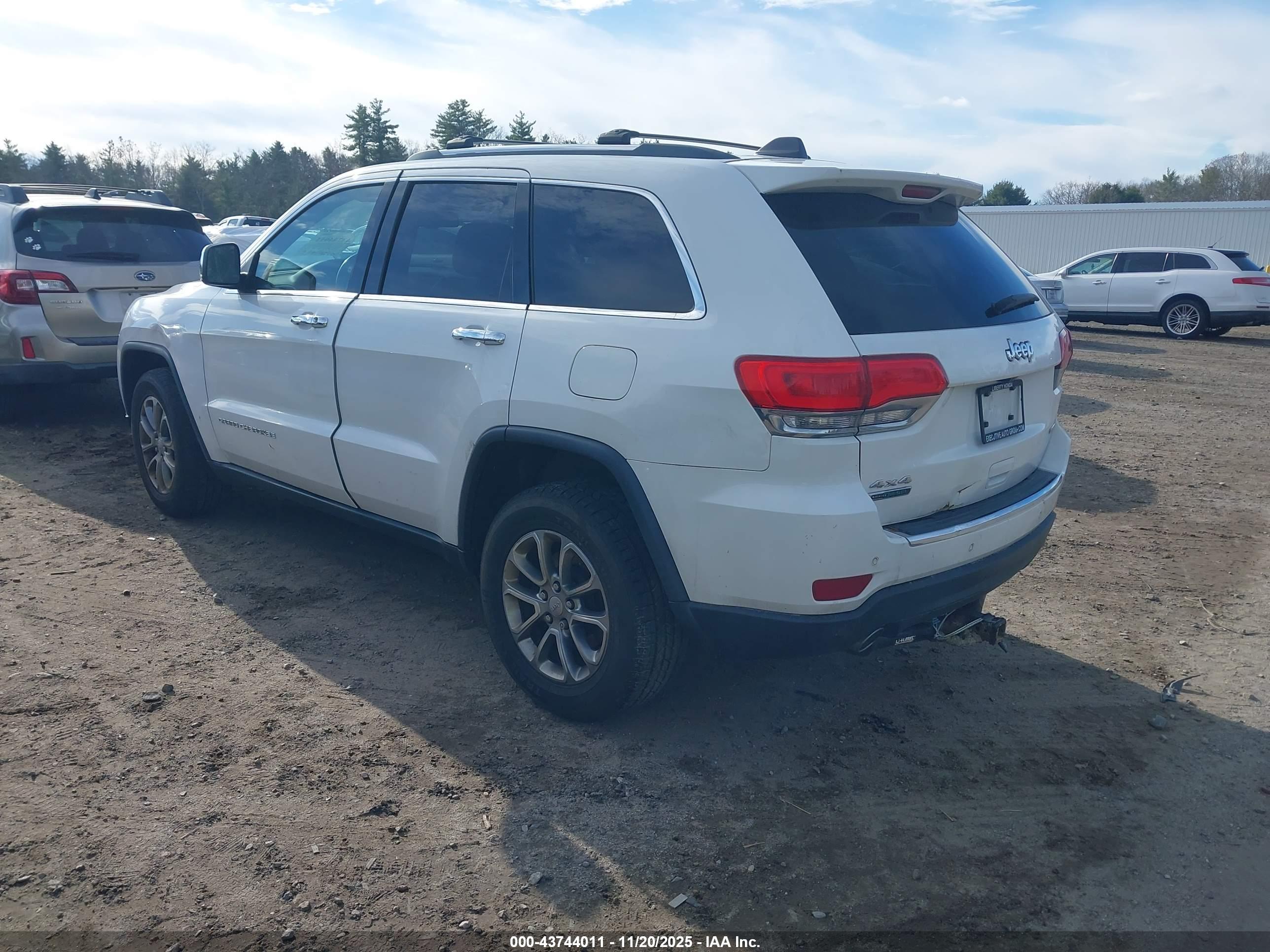 JEEP GRAND image 3
