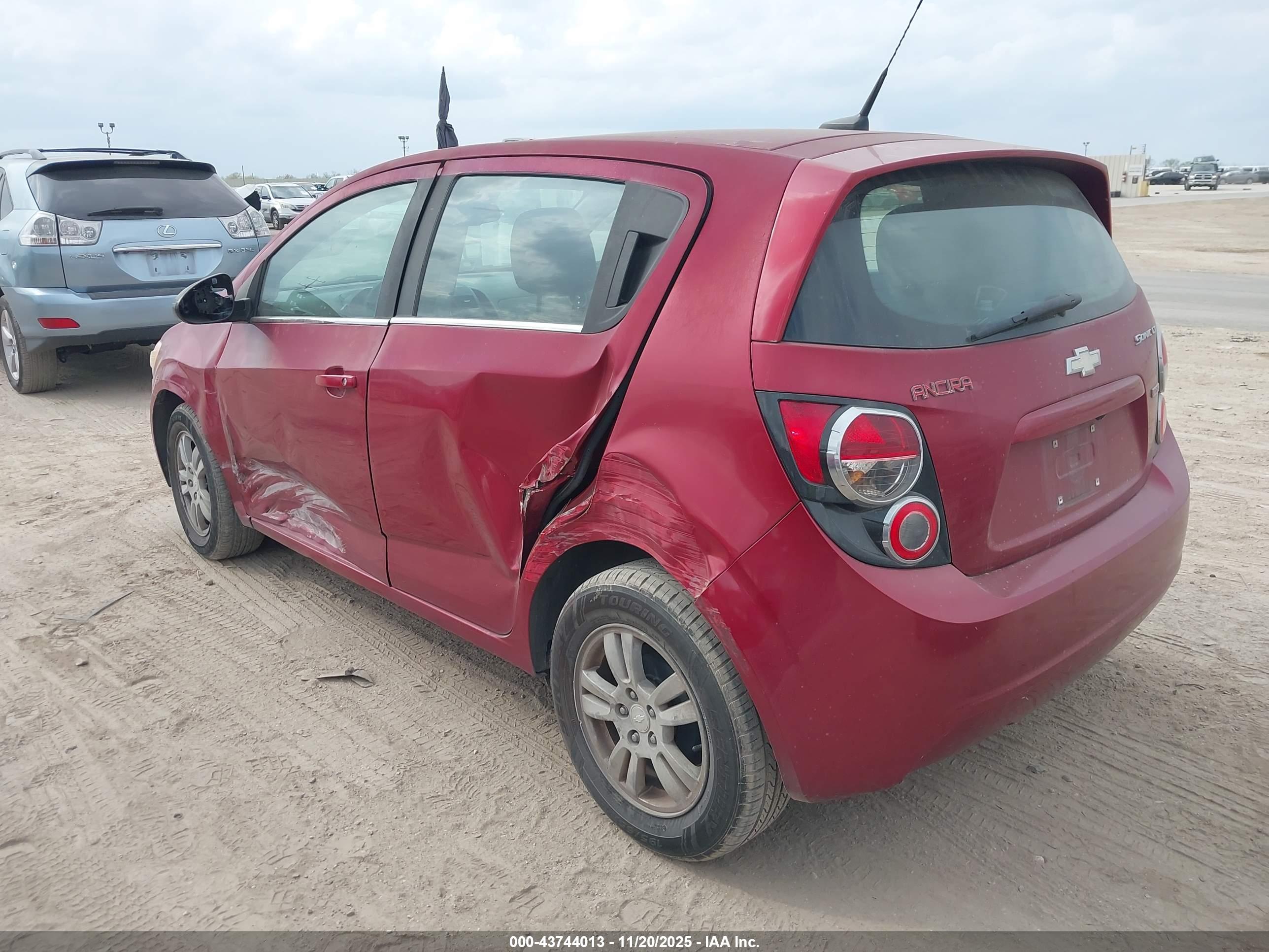 CHEVROLET SONIC image 3