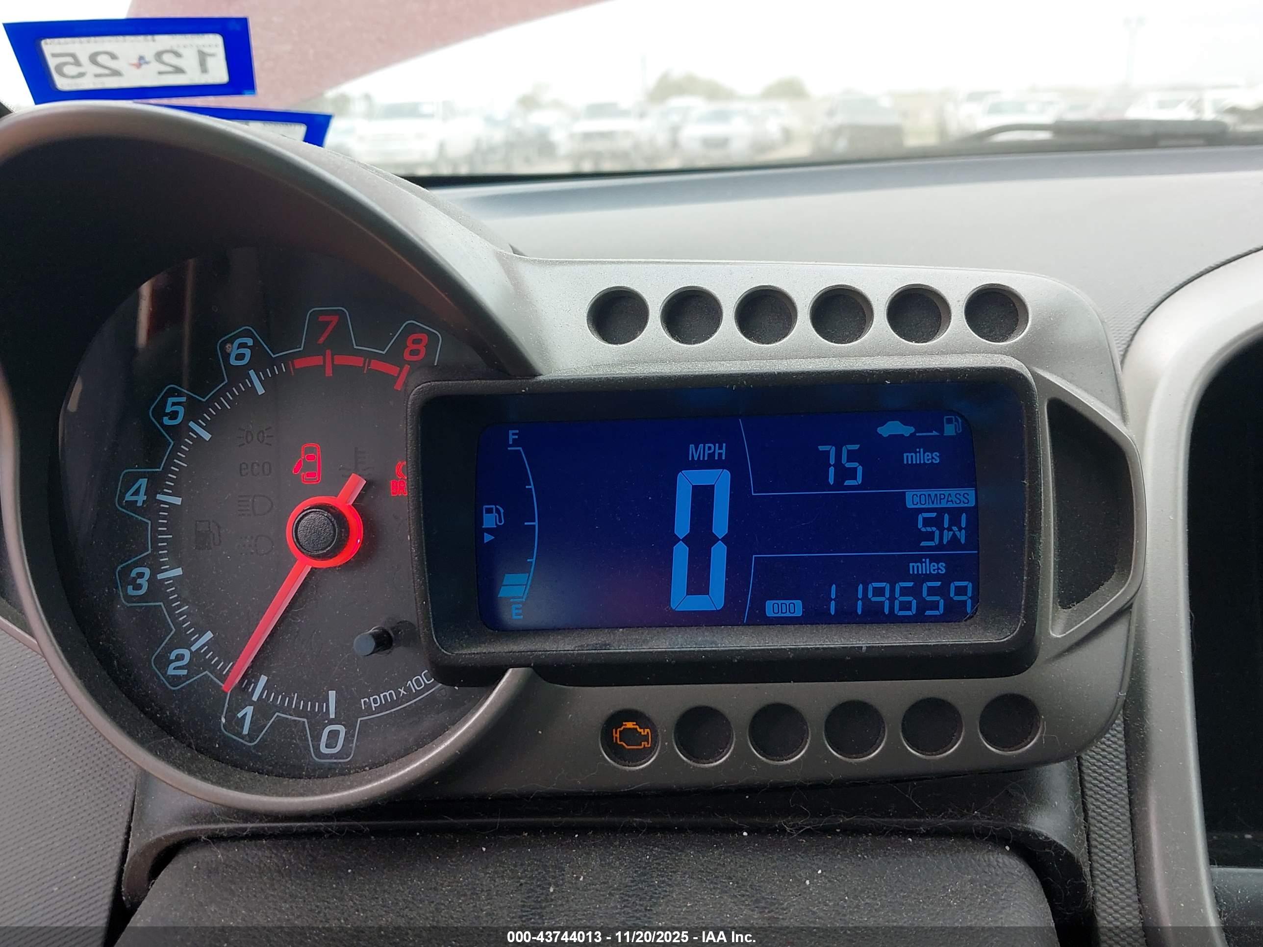 CHEVROLET SONIC image 7