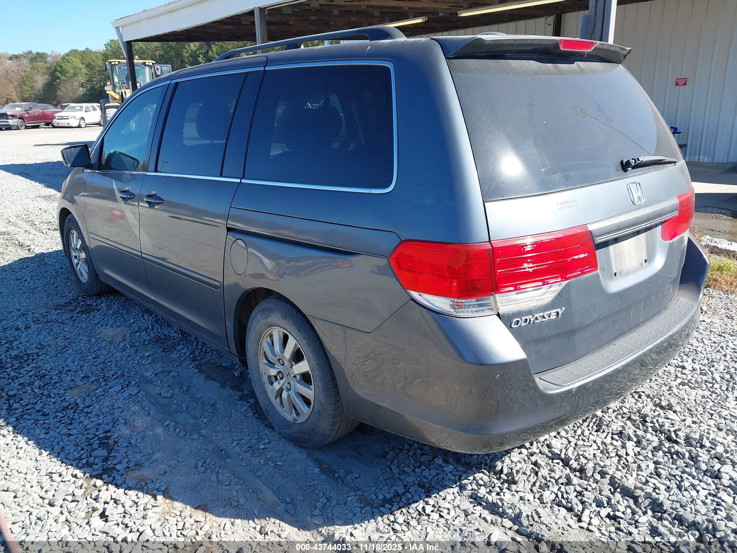 HONDA ODYSSEY image 3
