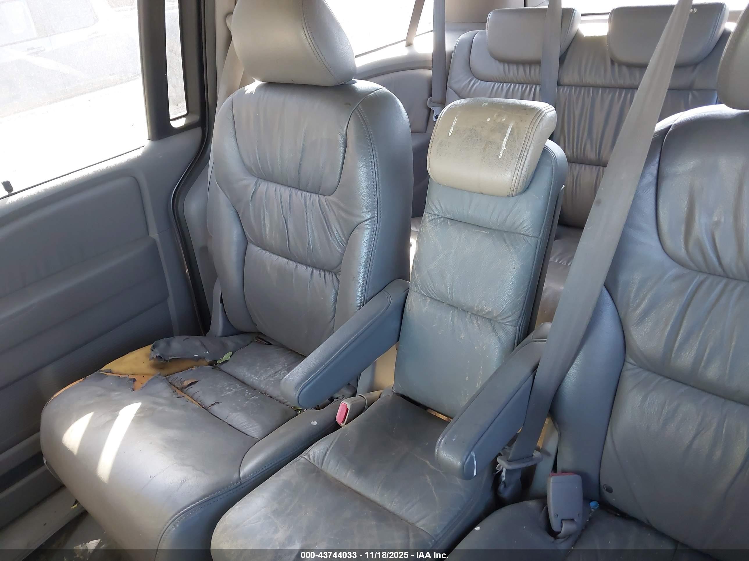 HONDA ODYSSEY image 8