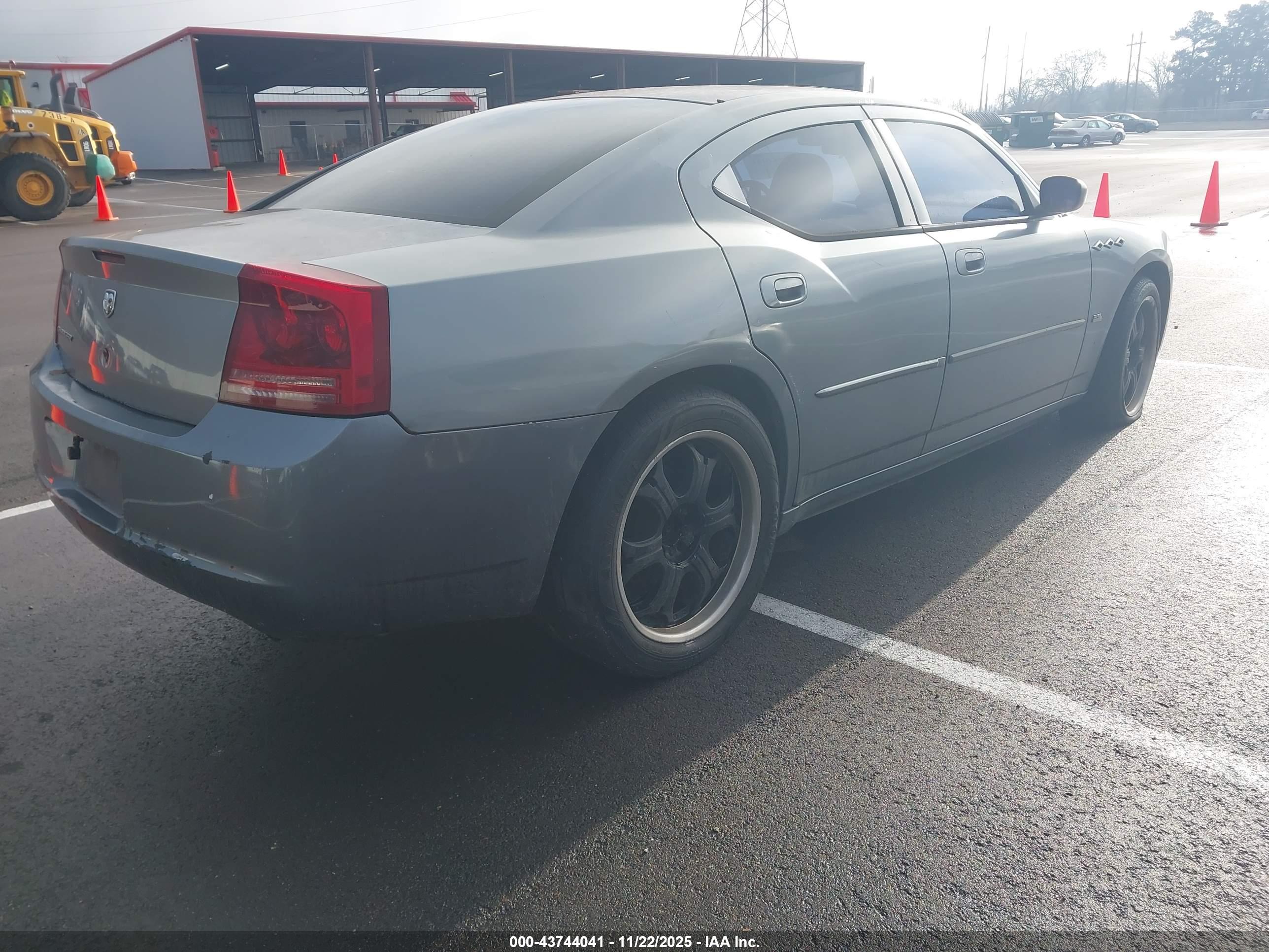 DODGE CHARGER image 4