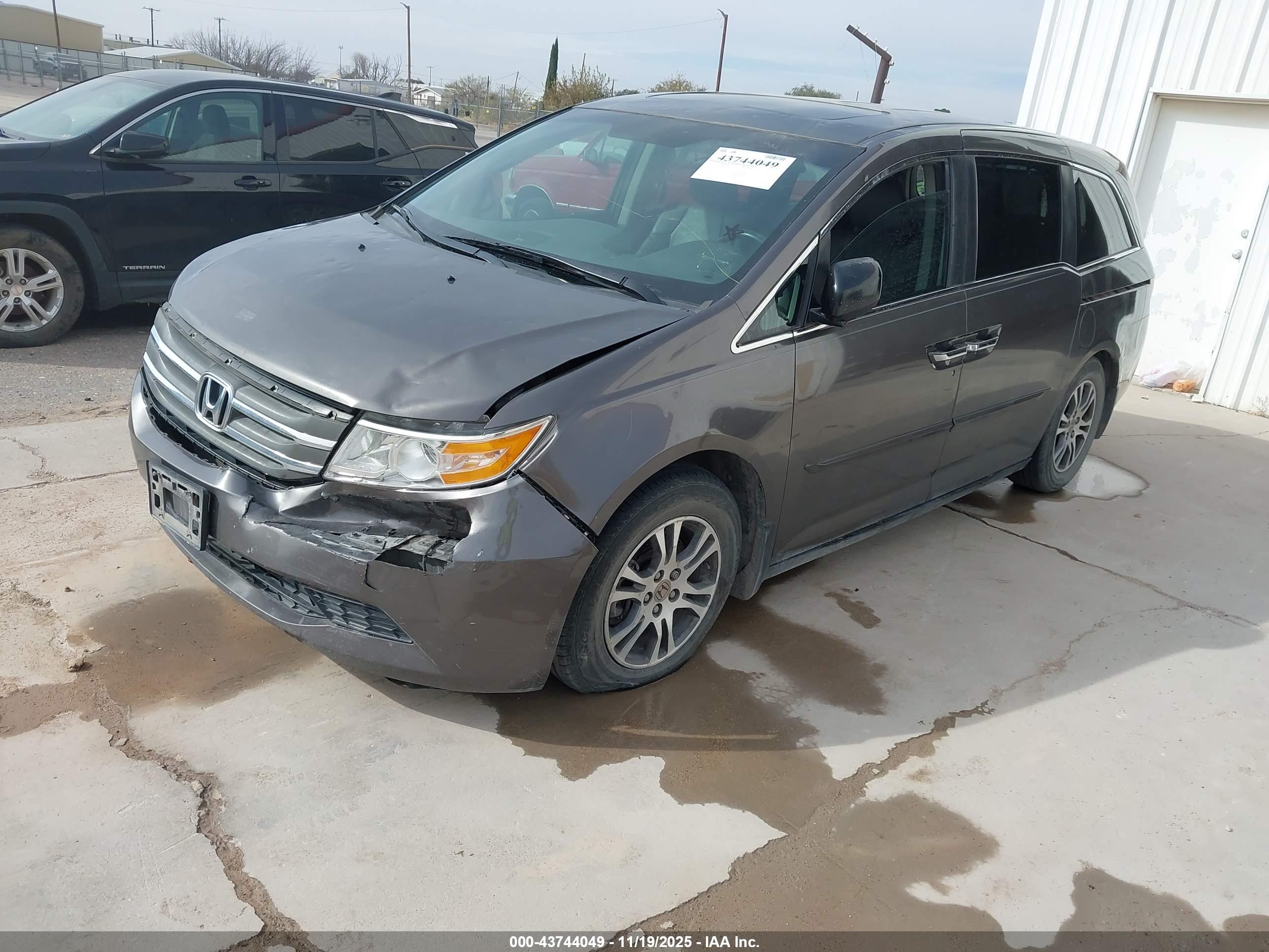 HONDA ODYSSEY image 2