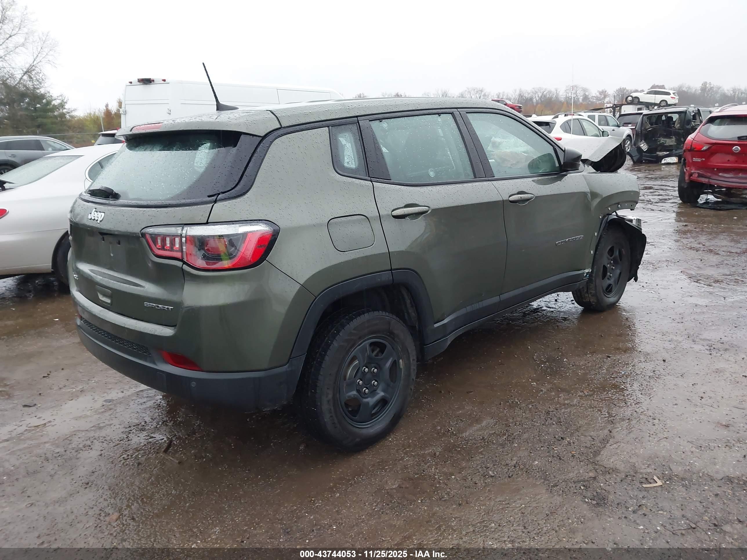JEEP COMPASS image 4
