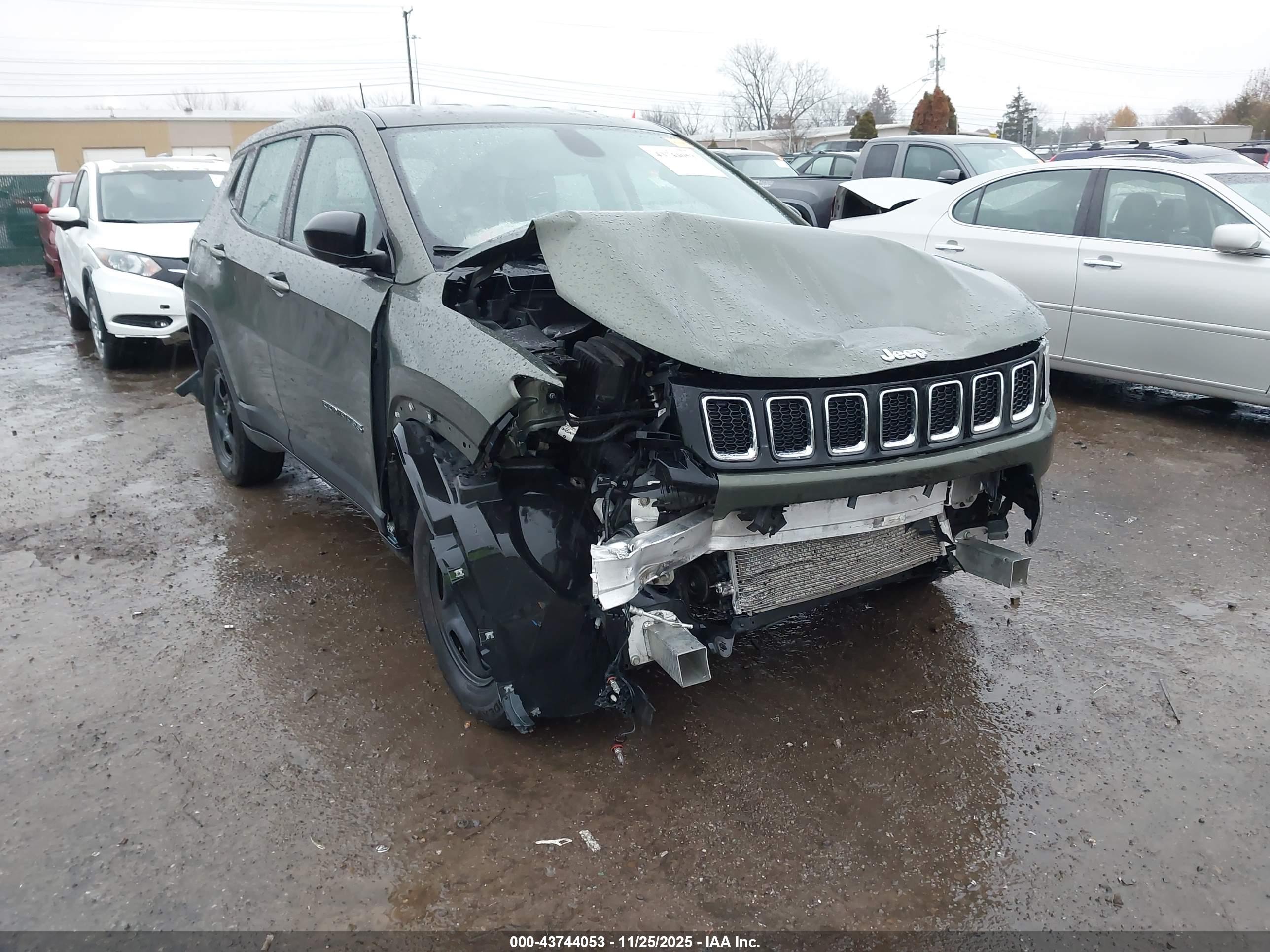 JEEP COMPASS image 6