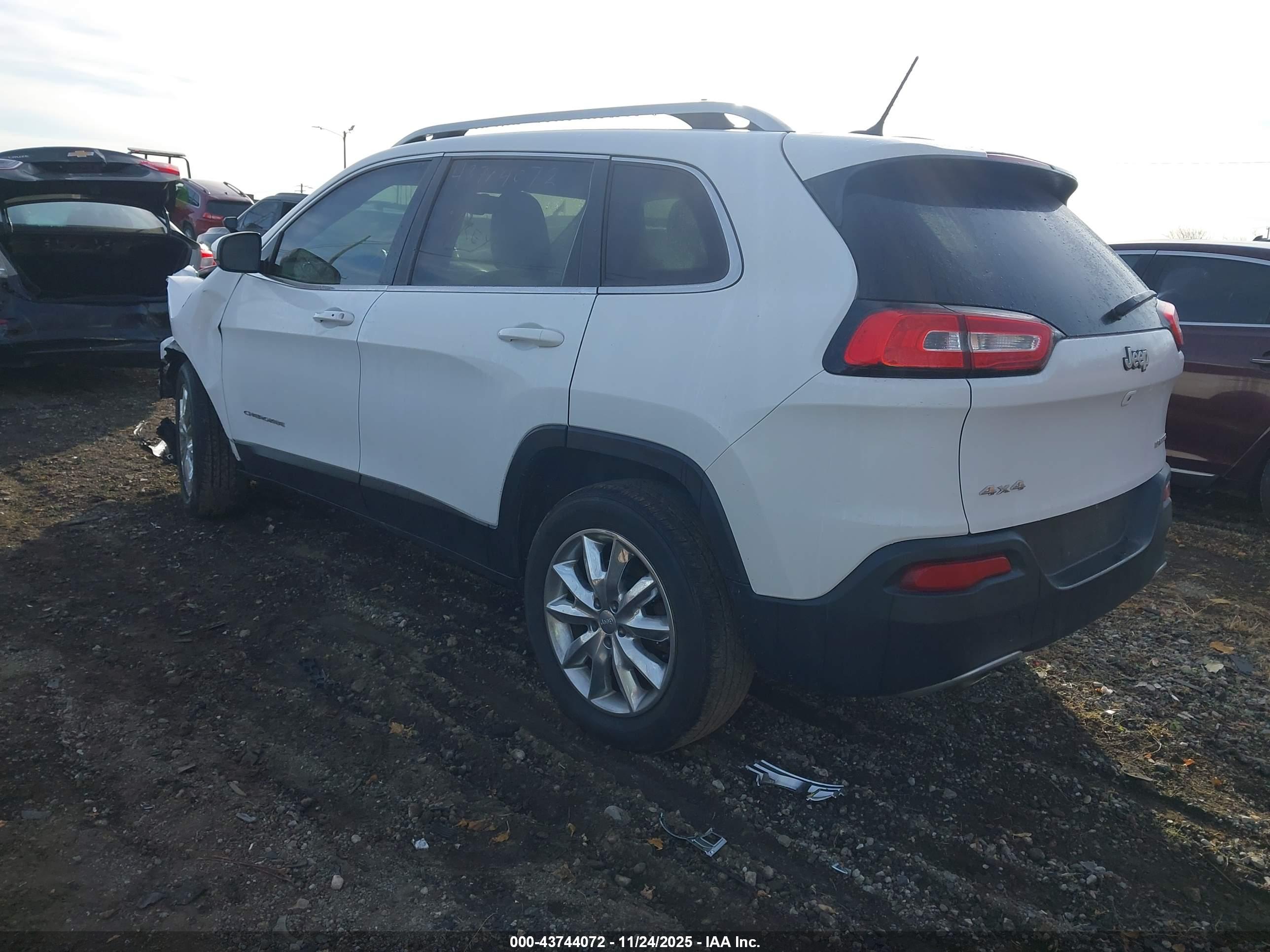JEEP CHEROKEE image 3