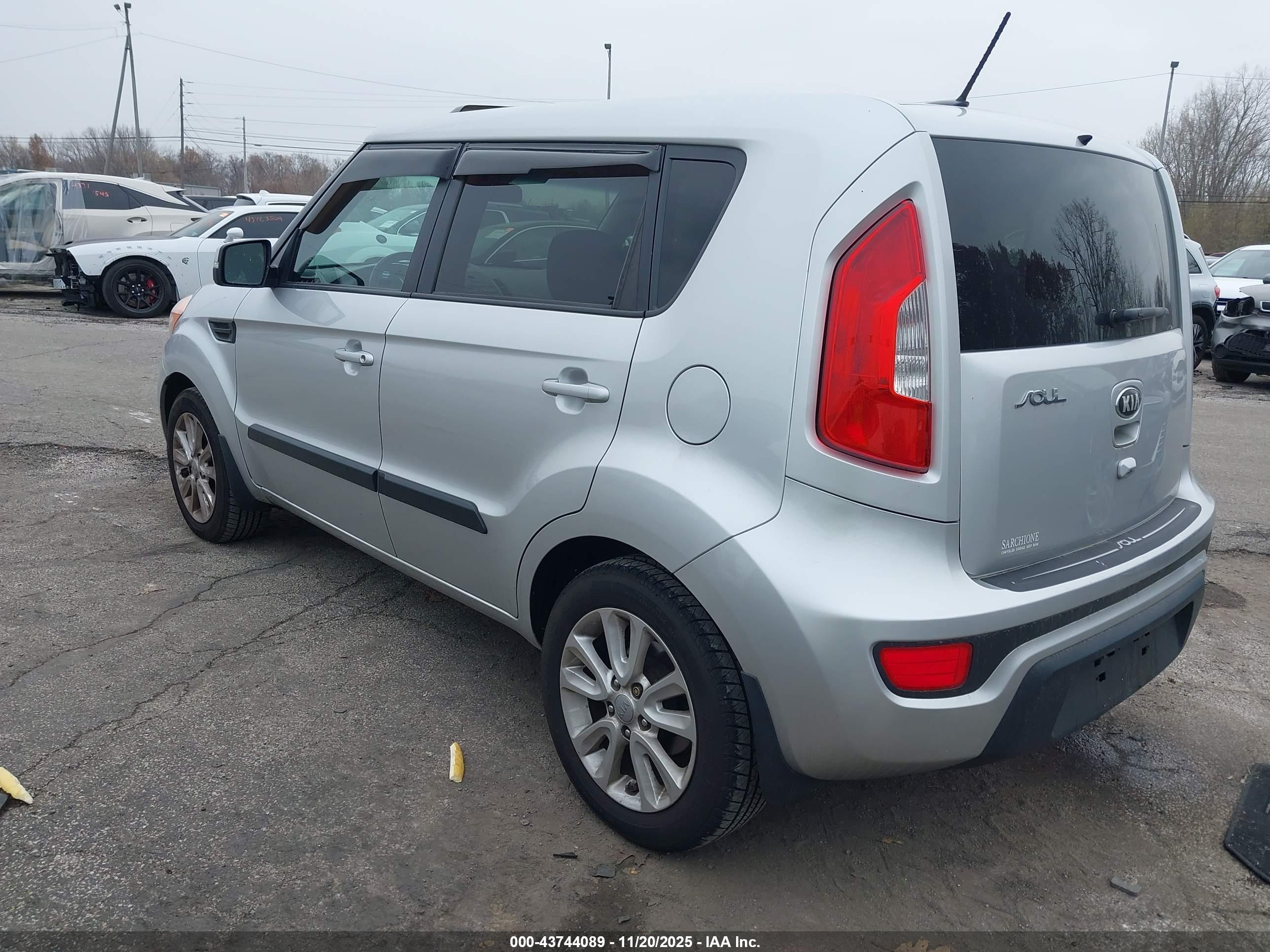 KIA SOUL image 3