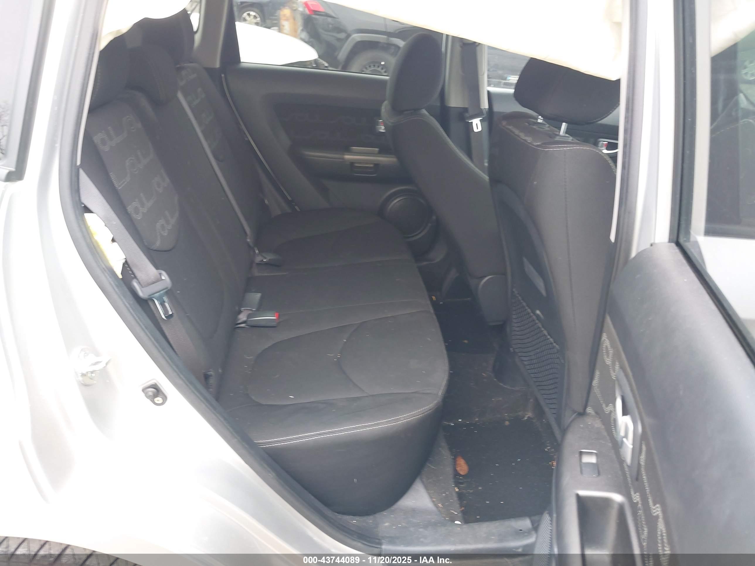 KIA SOUL image 8