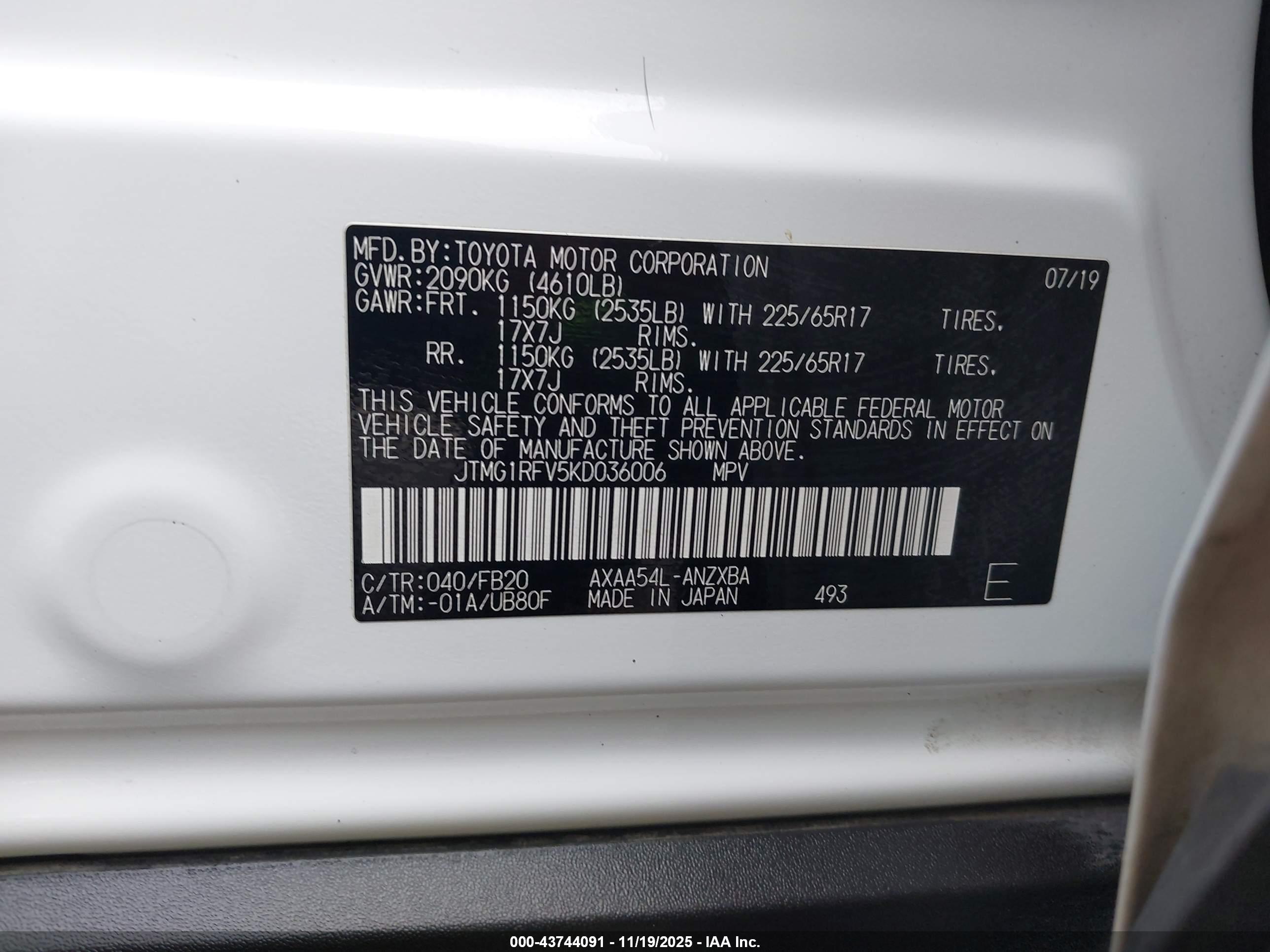 TOYOTA RAV4 image 9