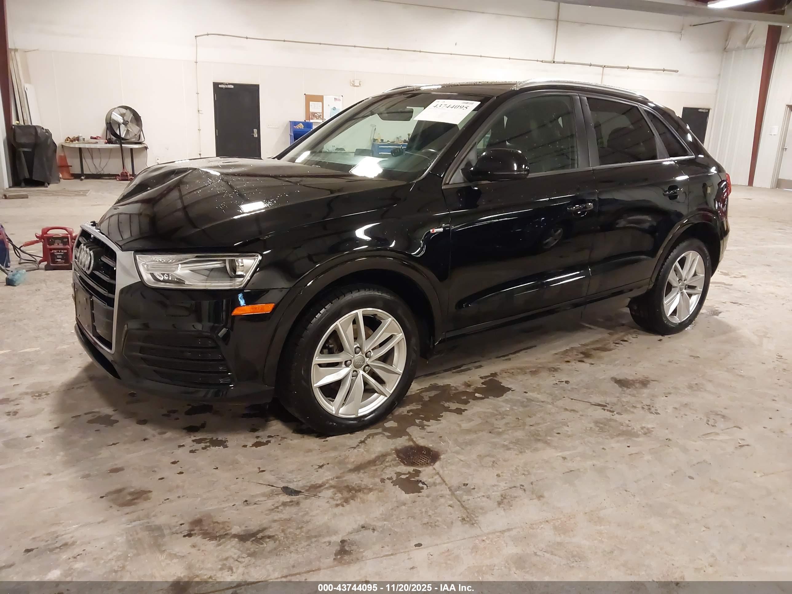 AUDI Q3 image 2
