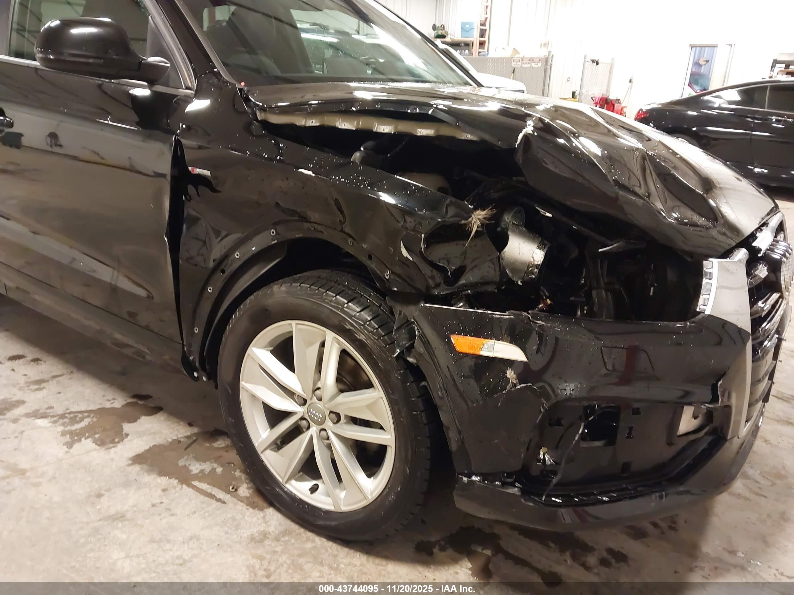 AUDI Q3 image 6