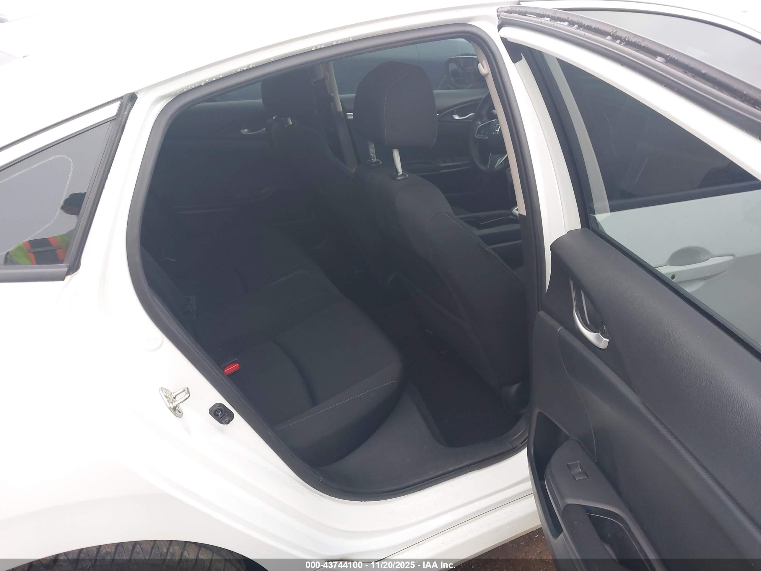 HONDA CIVIC image 8