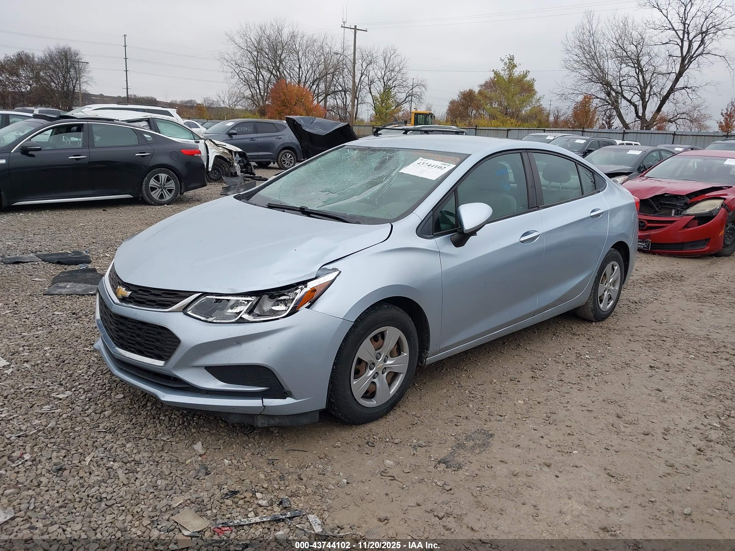CHEVROLET CRUZE image 2